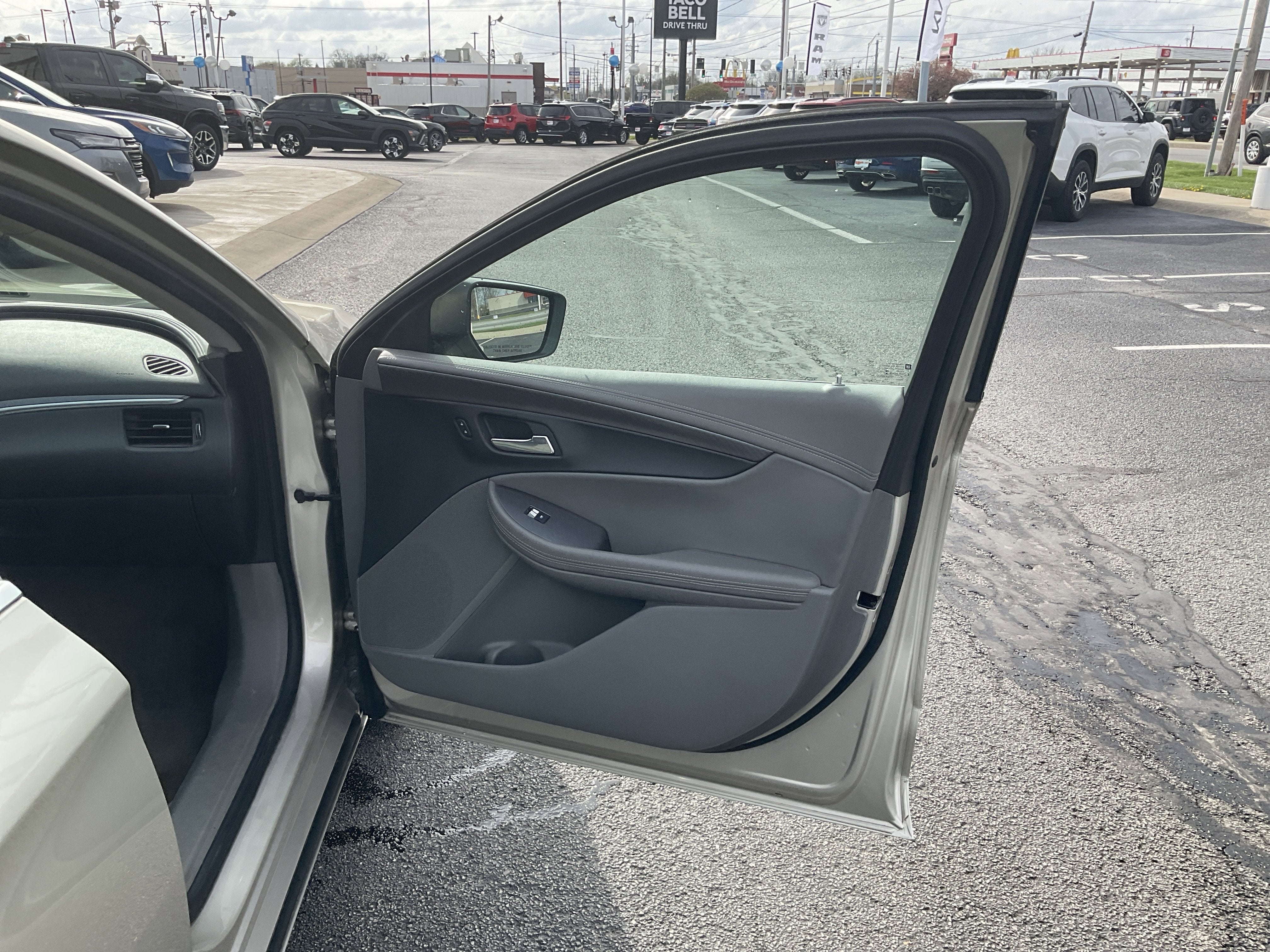 2015 Chevrolet Impala LS 1FL