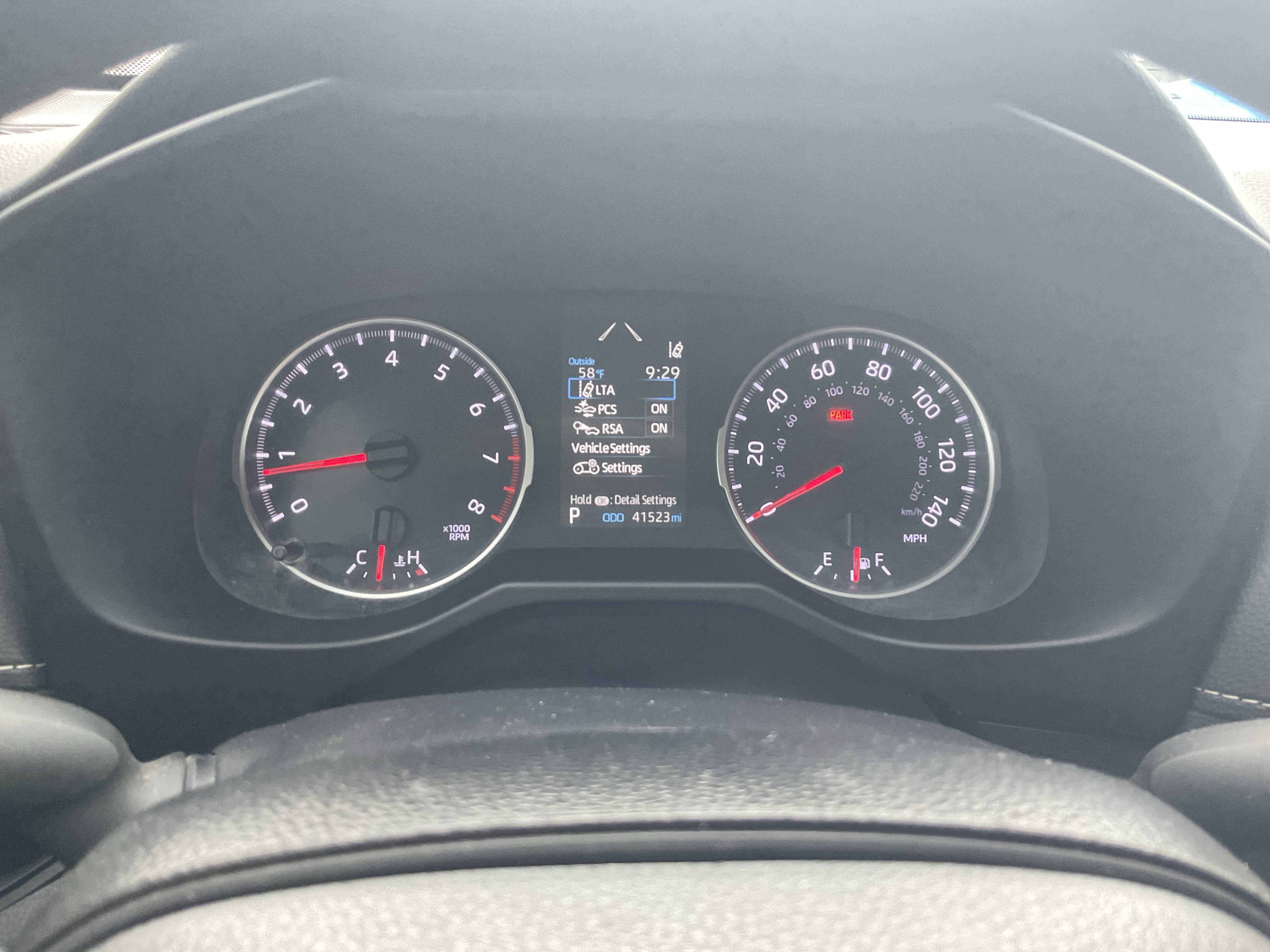 2021 Toyota RAV4 LE