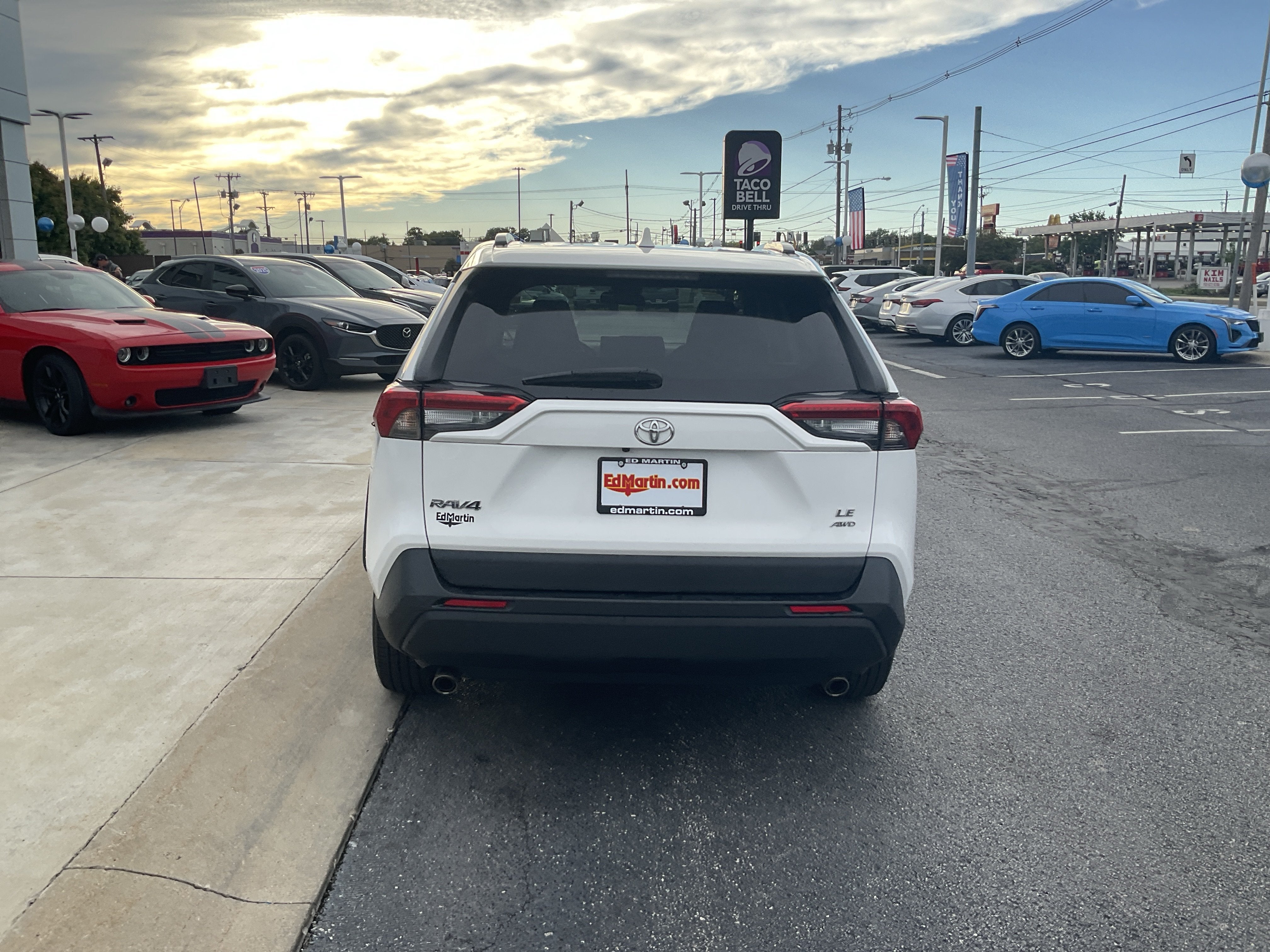 2021 Toyota RAV4 LE