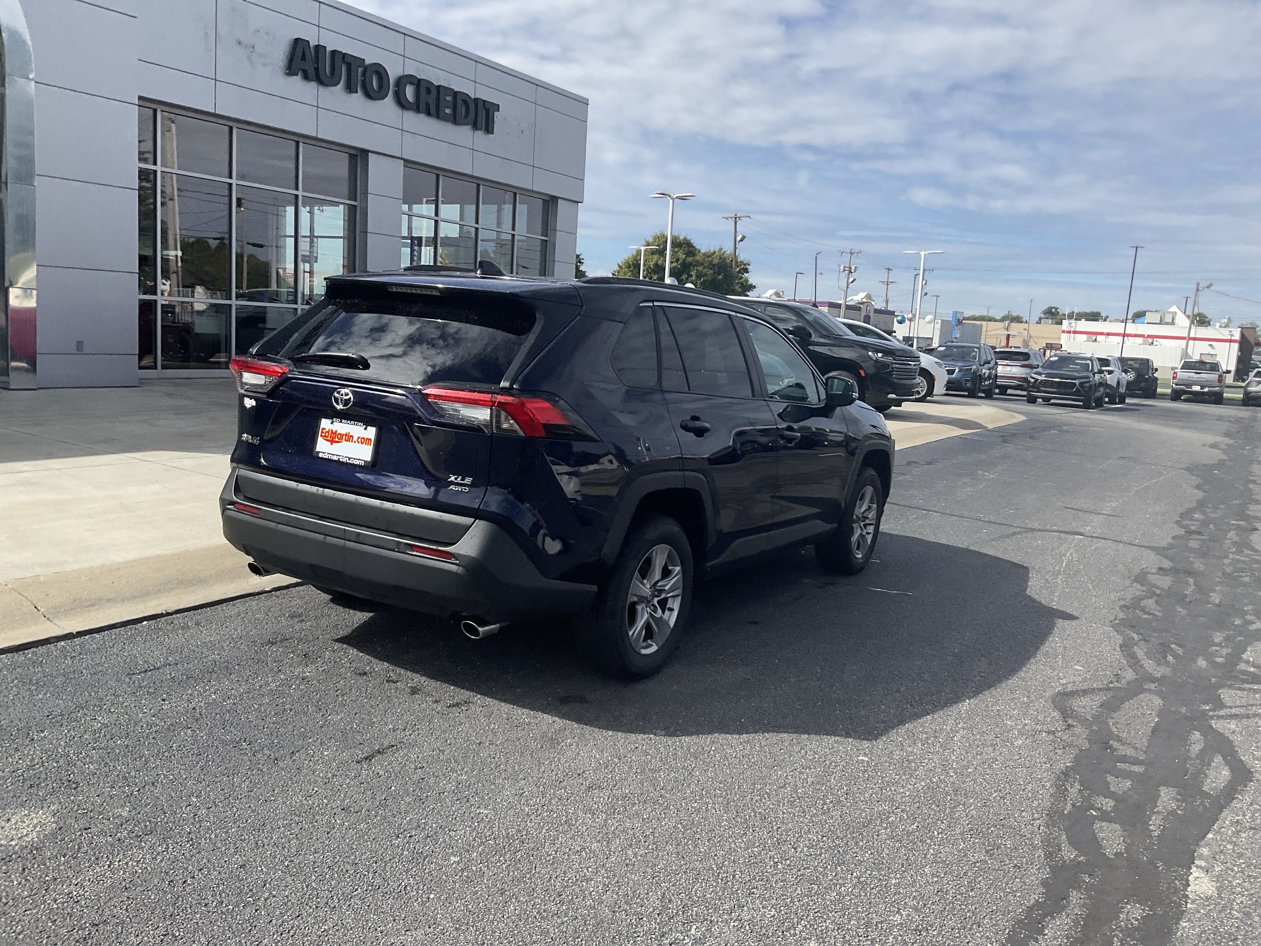 2025 Toyota RAV4 XLE