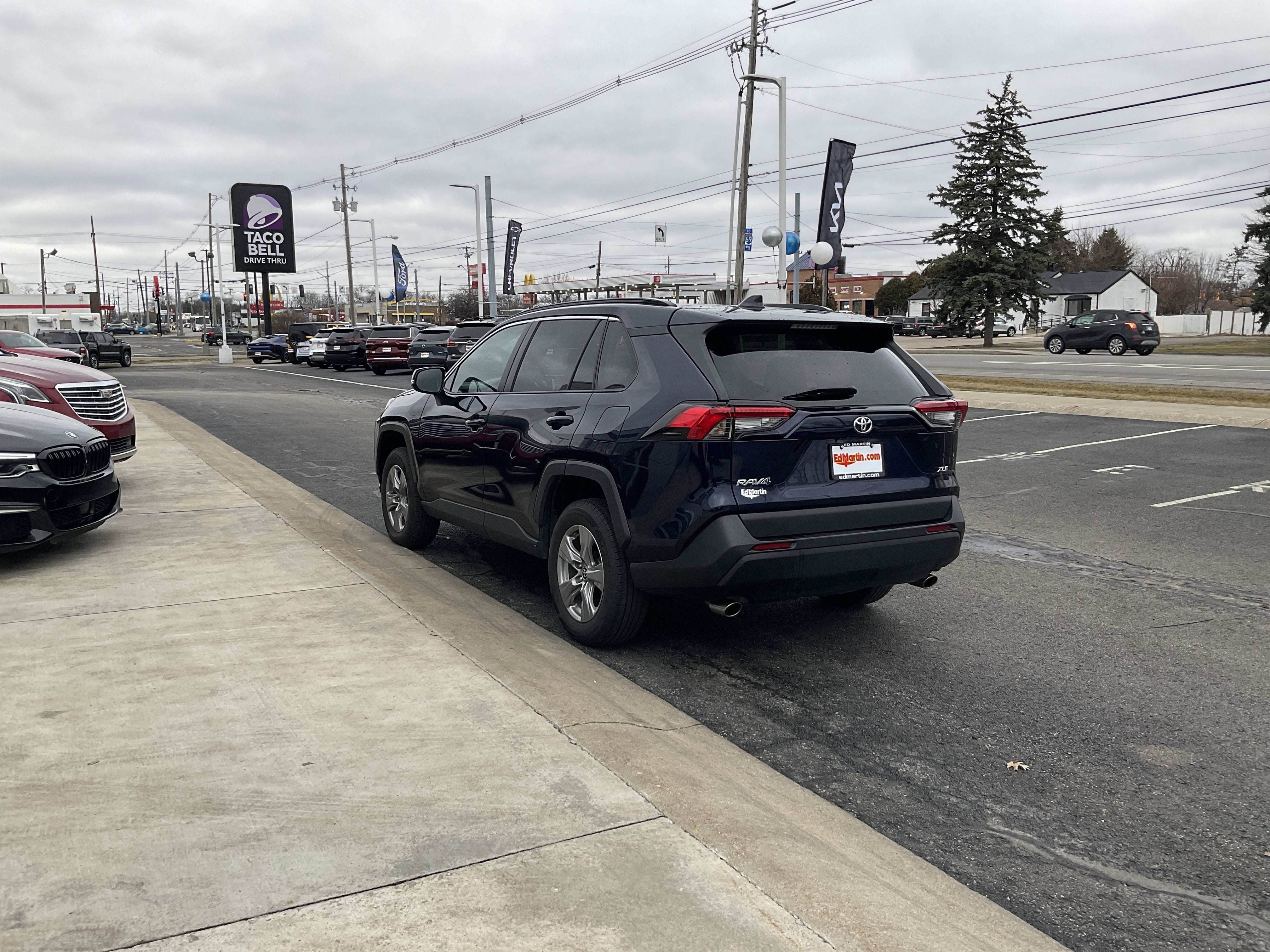 2024 Toyota RAV4 XLE