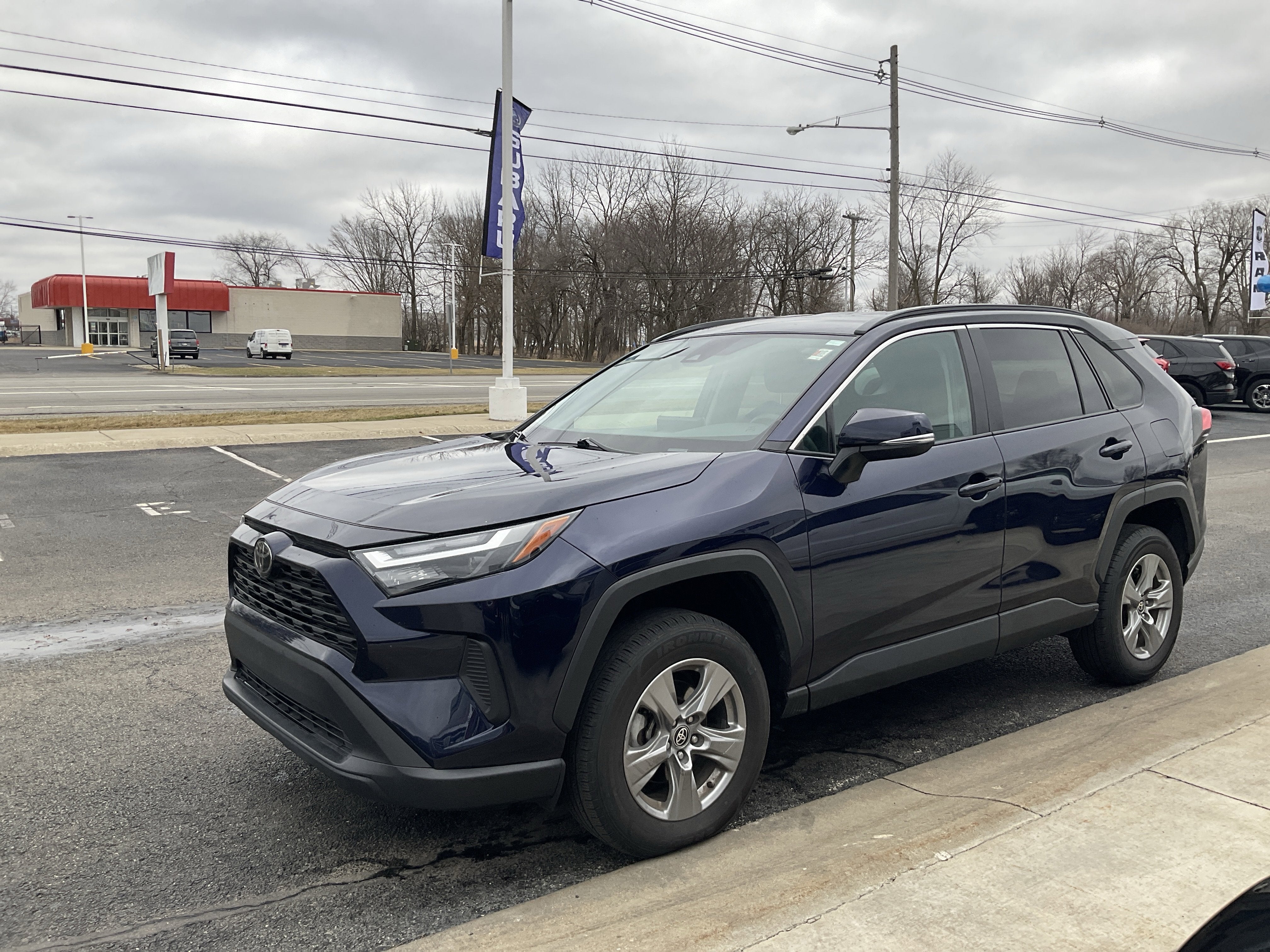 2024 Toyota RAV4 XLE