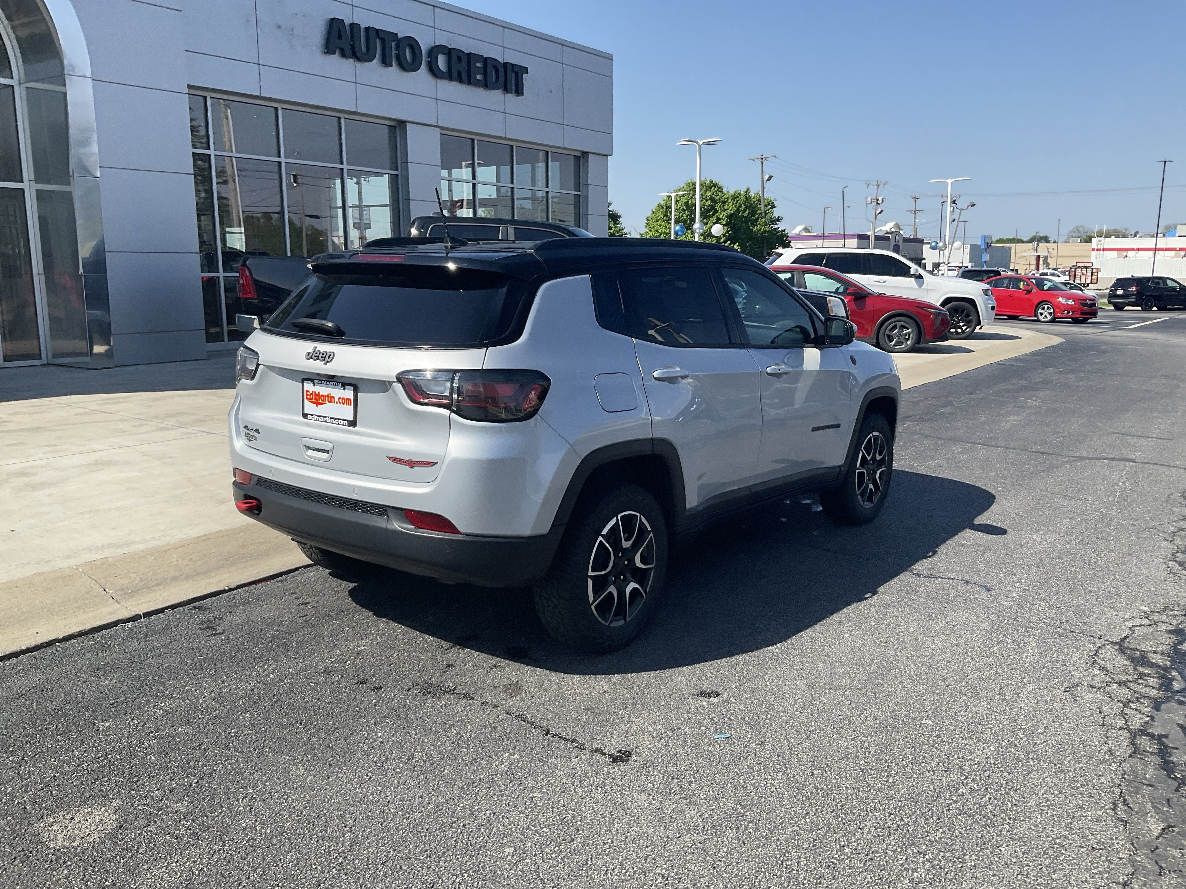 2024 Jeep Compass Trailhawk