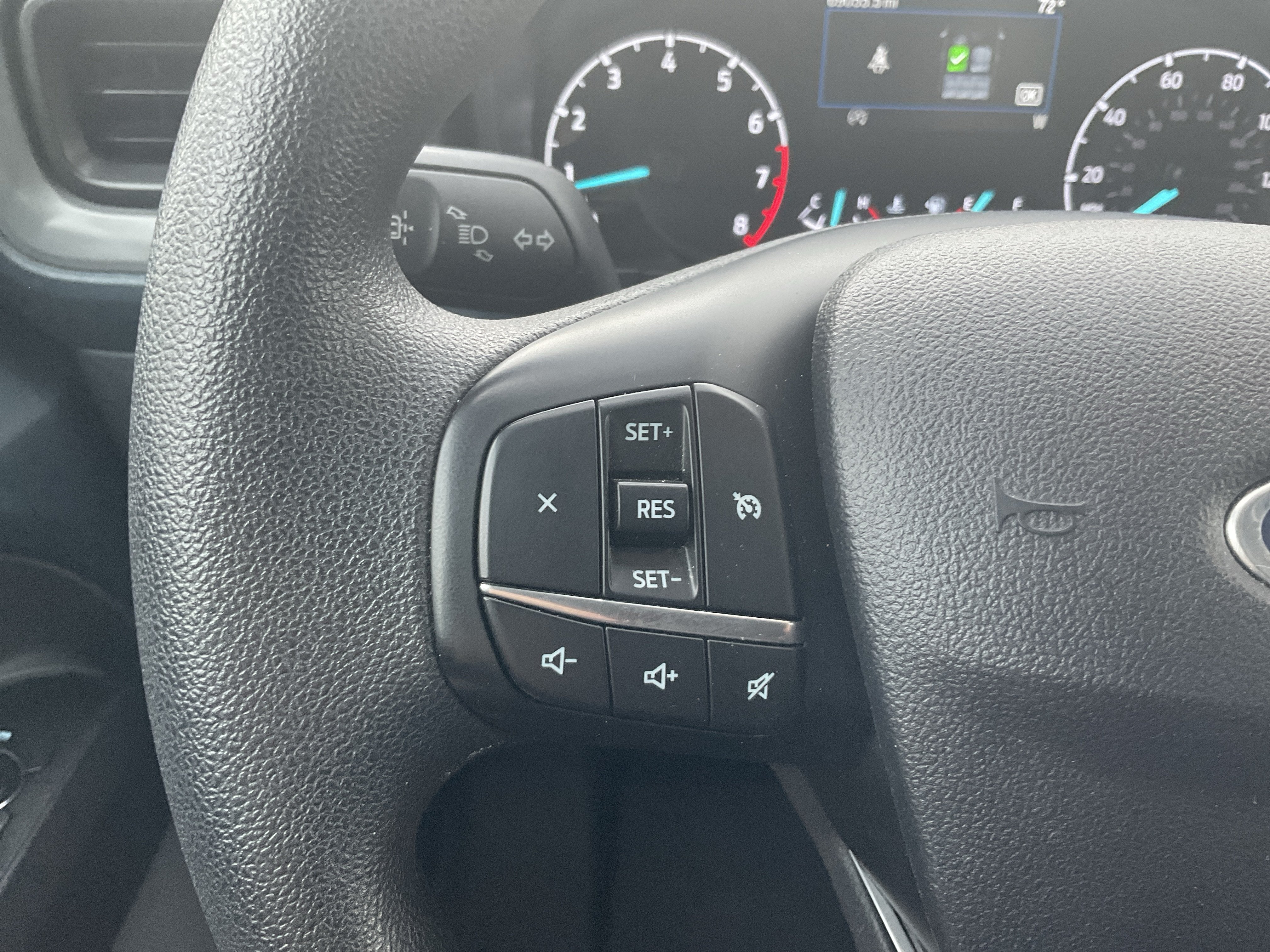 2024 Ford Maverick XL