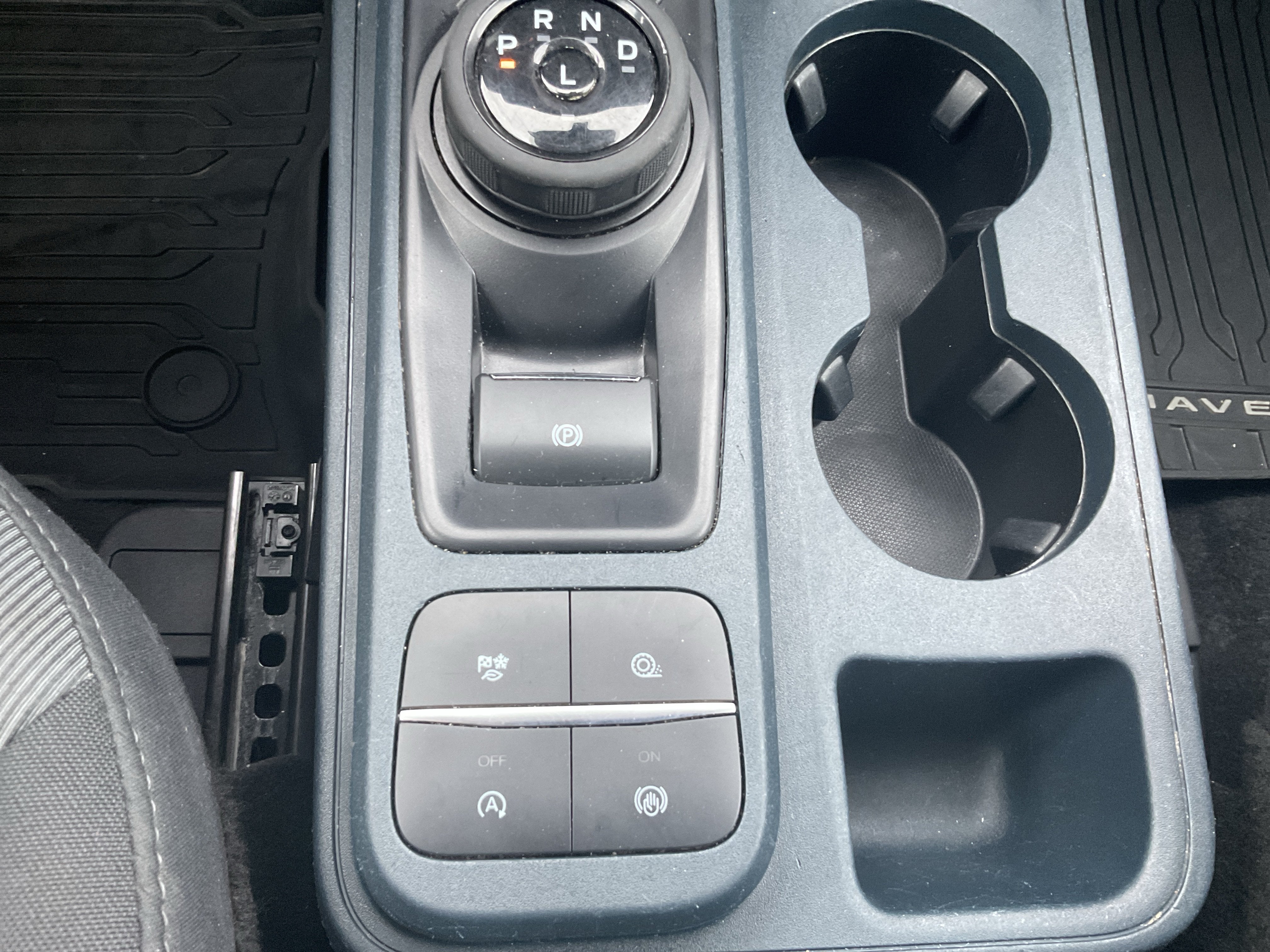 2024 Ford Maverick XL