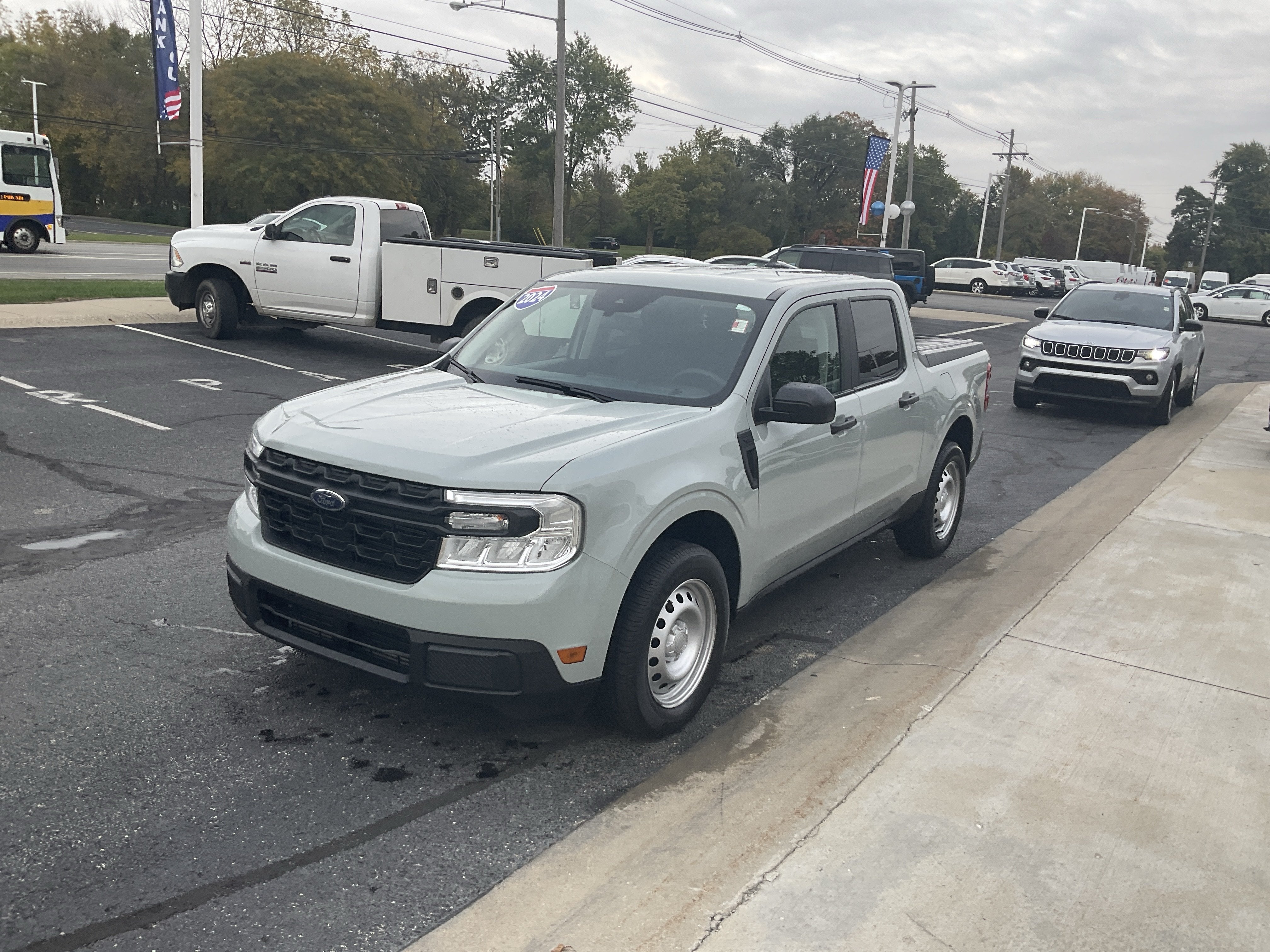2024 Ford Maverick XL
