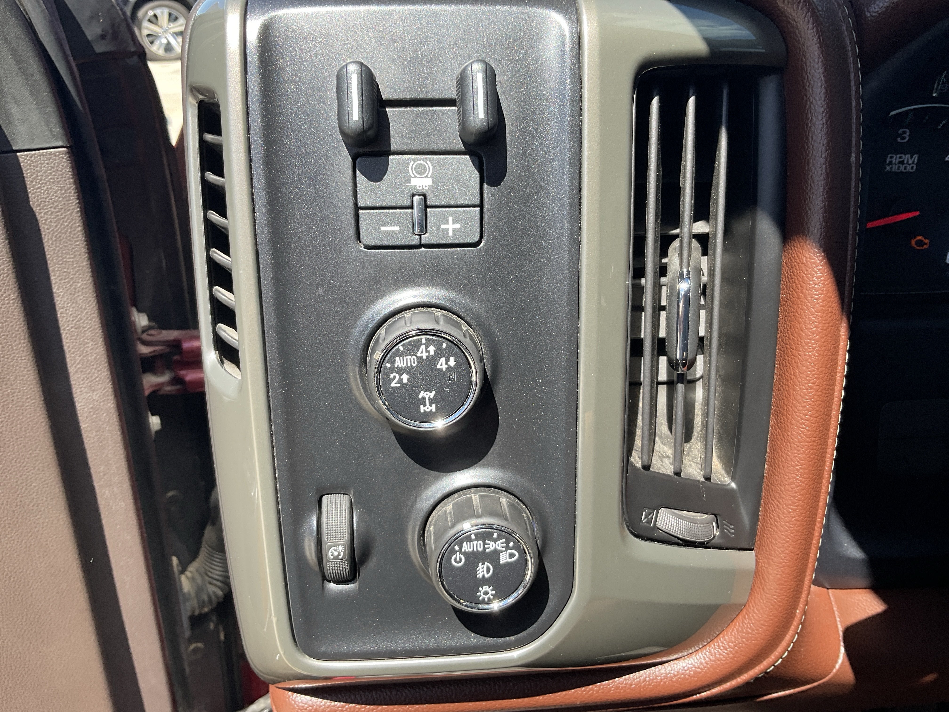 2014 Chevrolet Silverado 1500 High Country