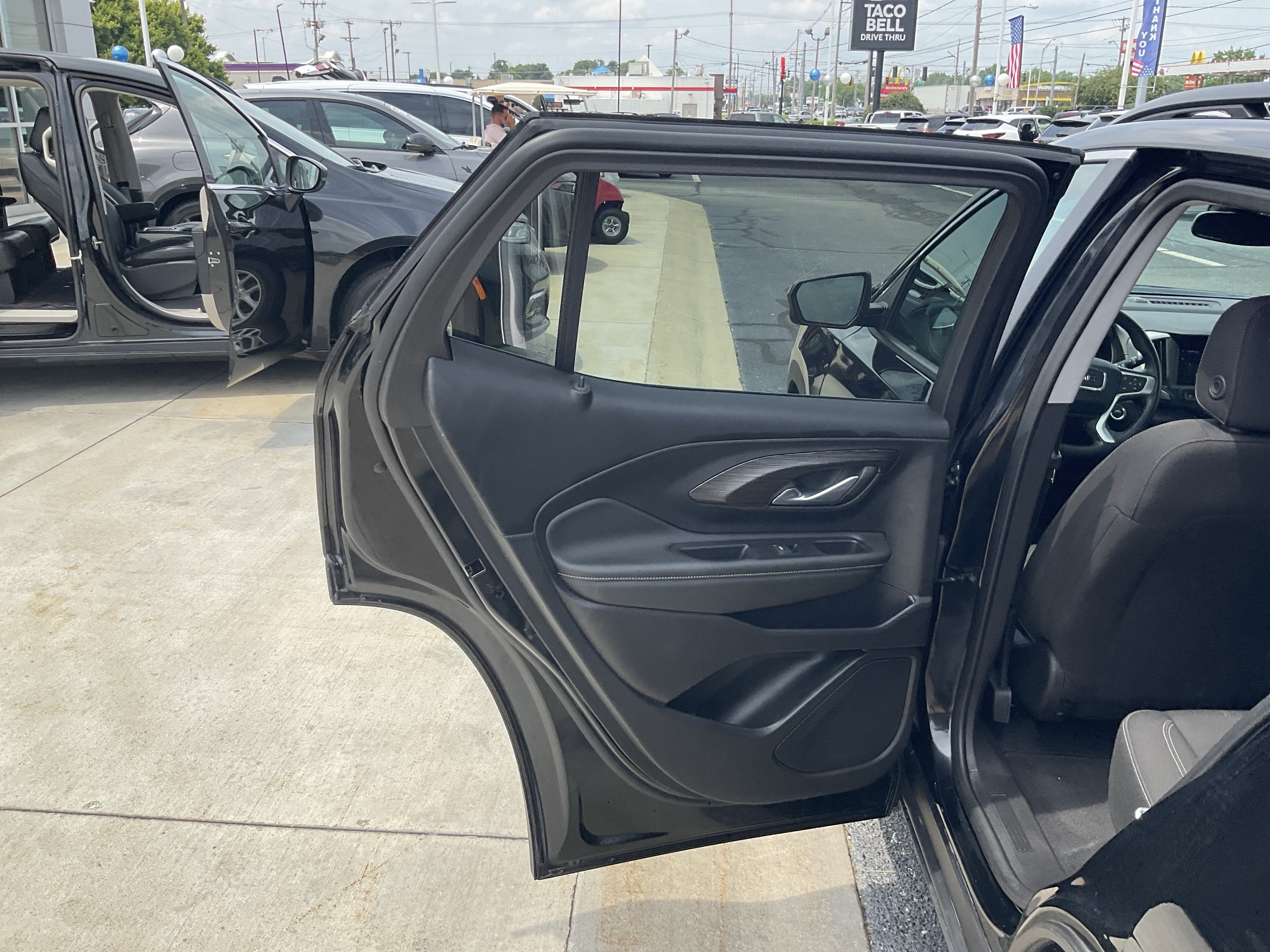 2024 GMC Terrain SLE
