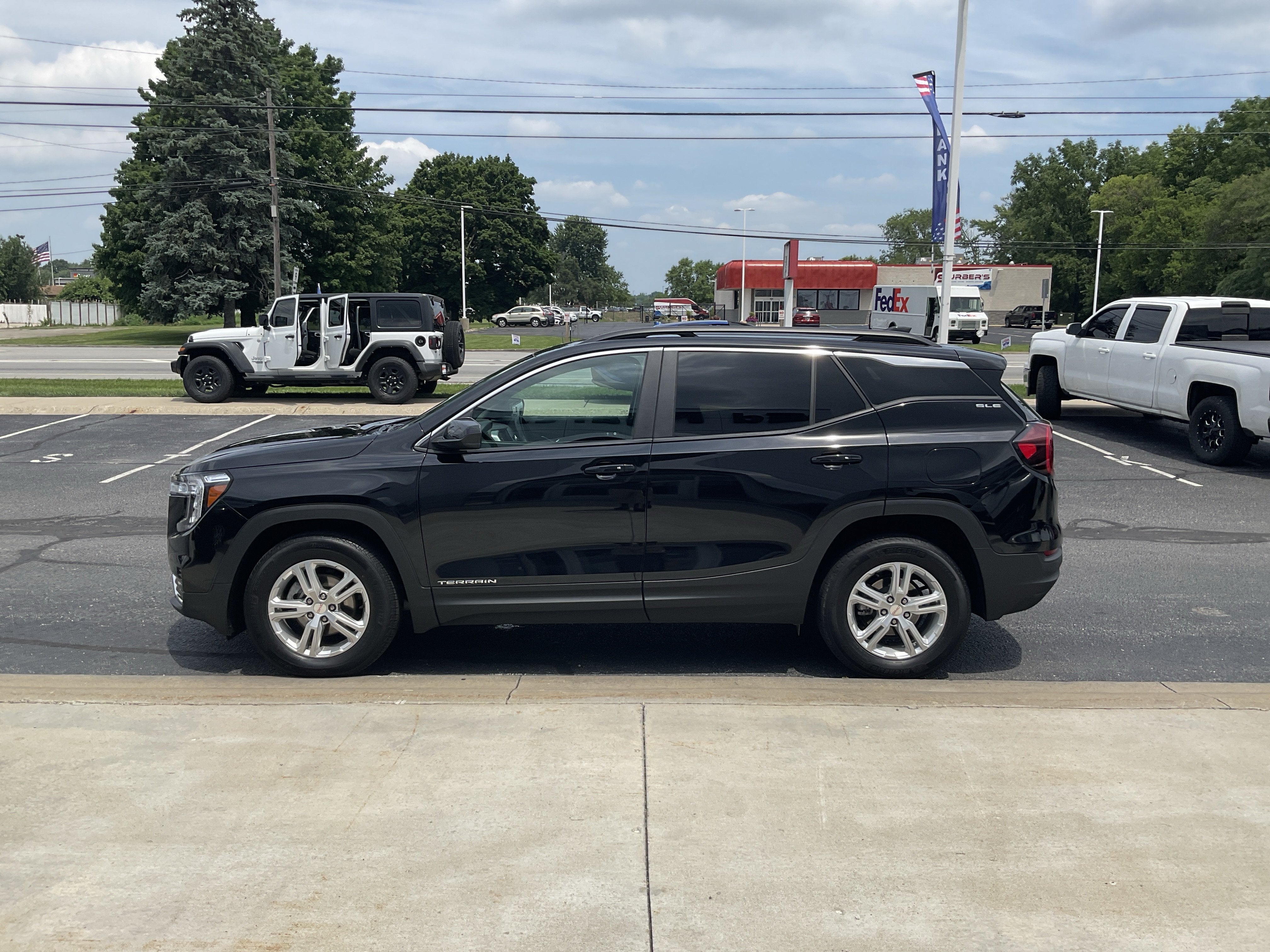 2024 GMC Terrain SLE