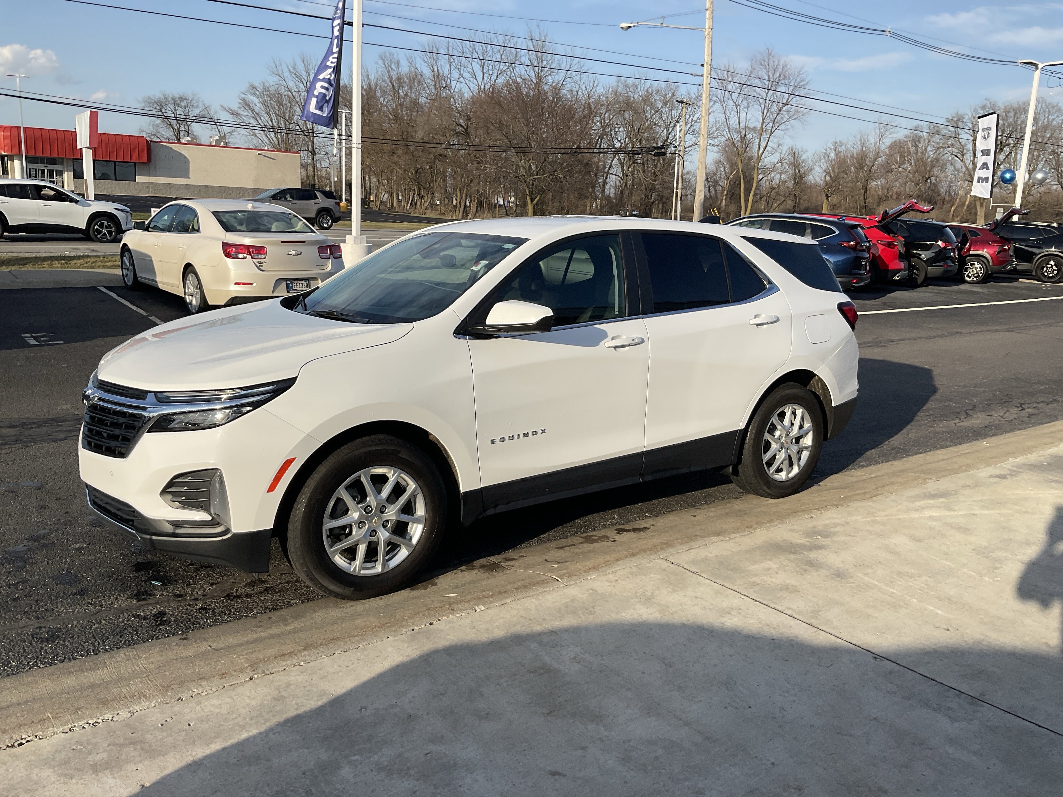 2024 Chevrolet Equinox LT