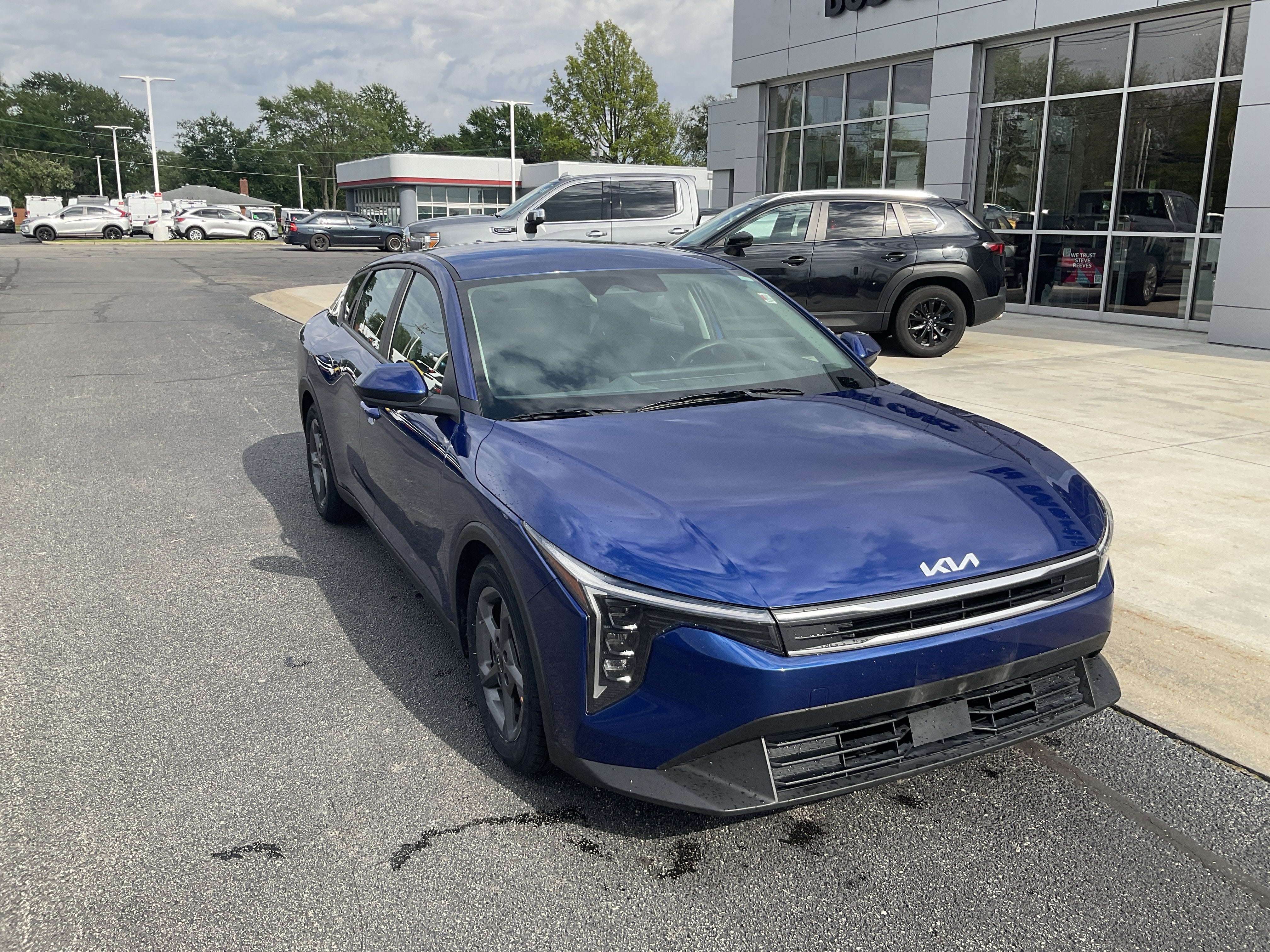 2025 Kia K4 LXS