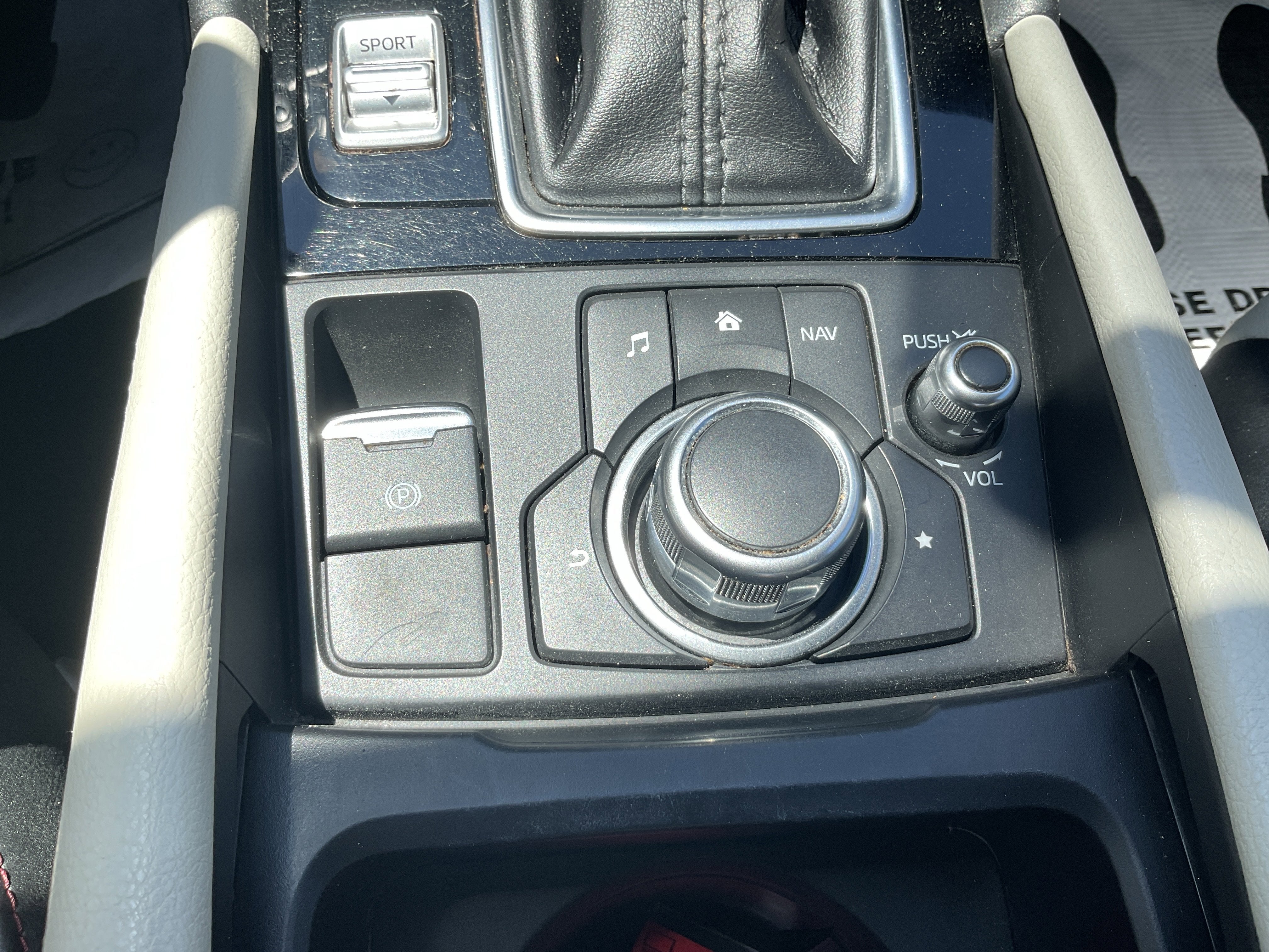 2018 Mazda Mazda3 Grand Touring