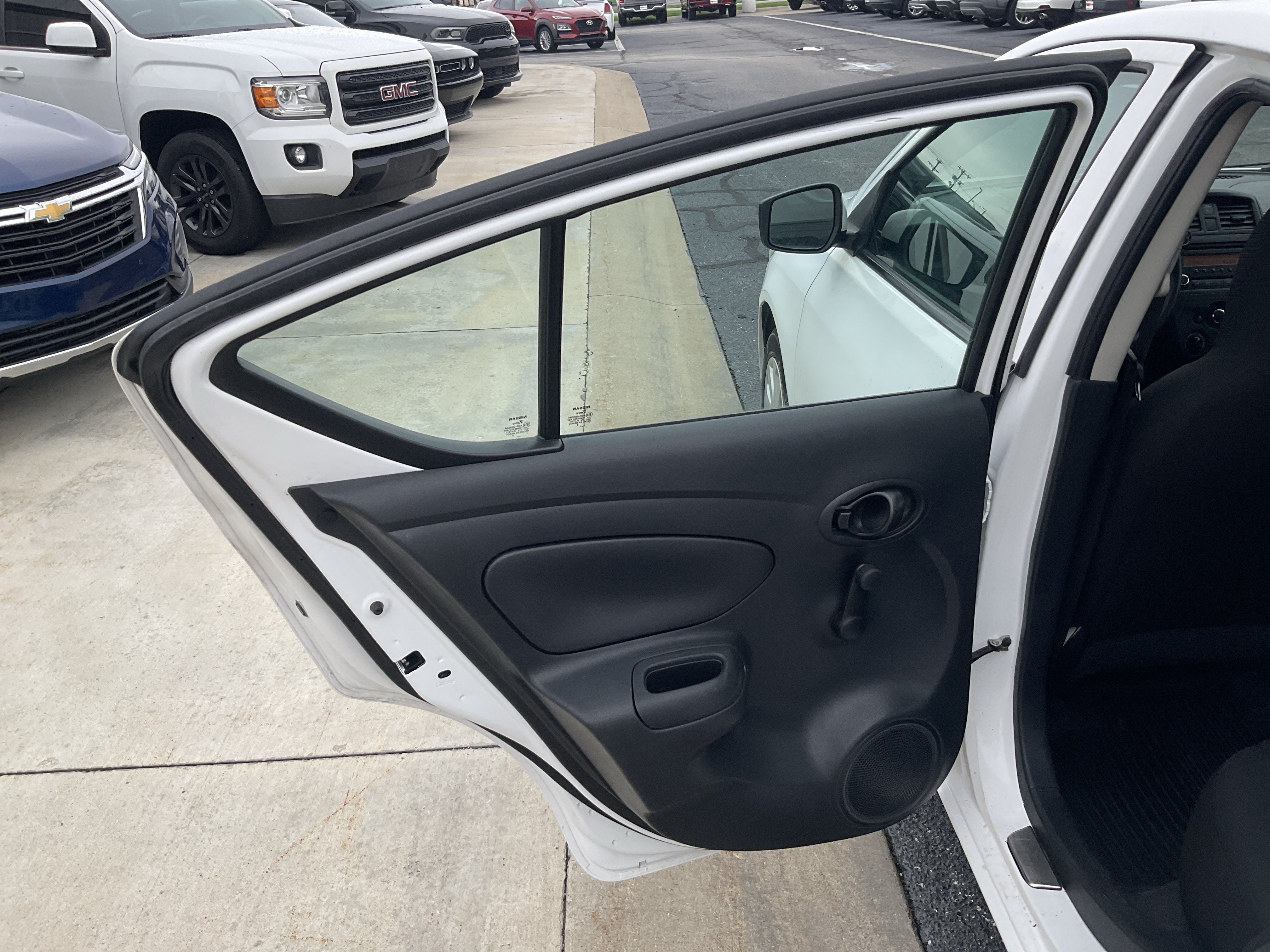 2017 Nissan Versa 1.6 S Plus
