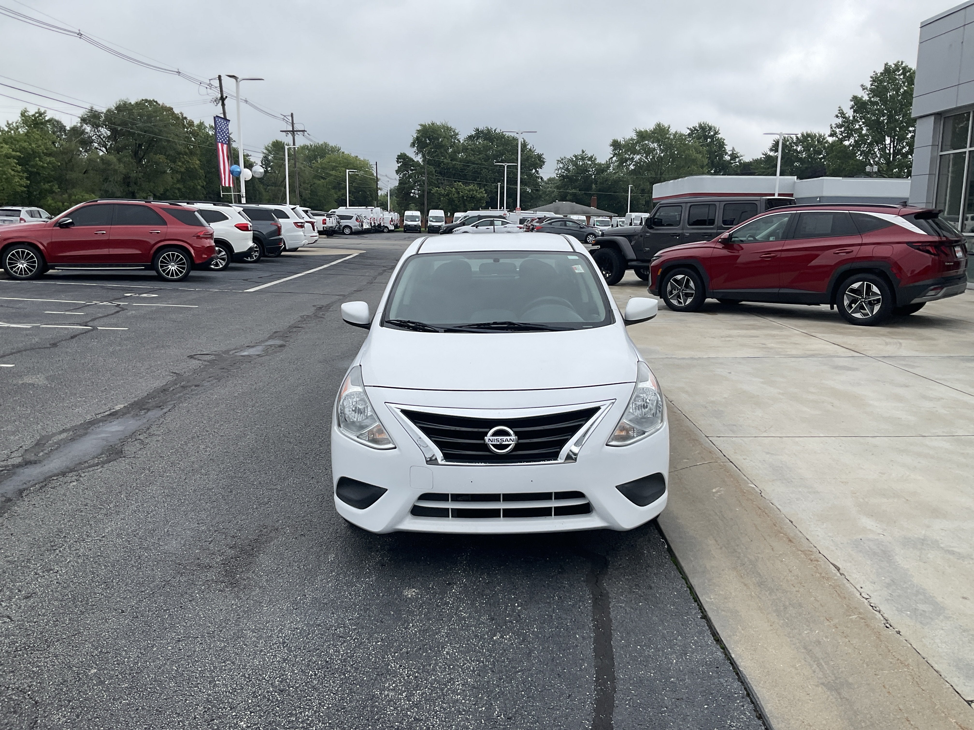 2017 Nissan Versa 1.6 S Plus