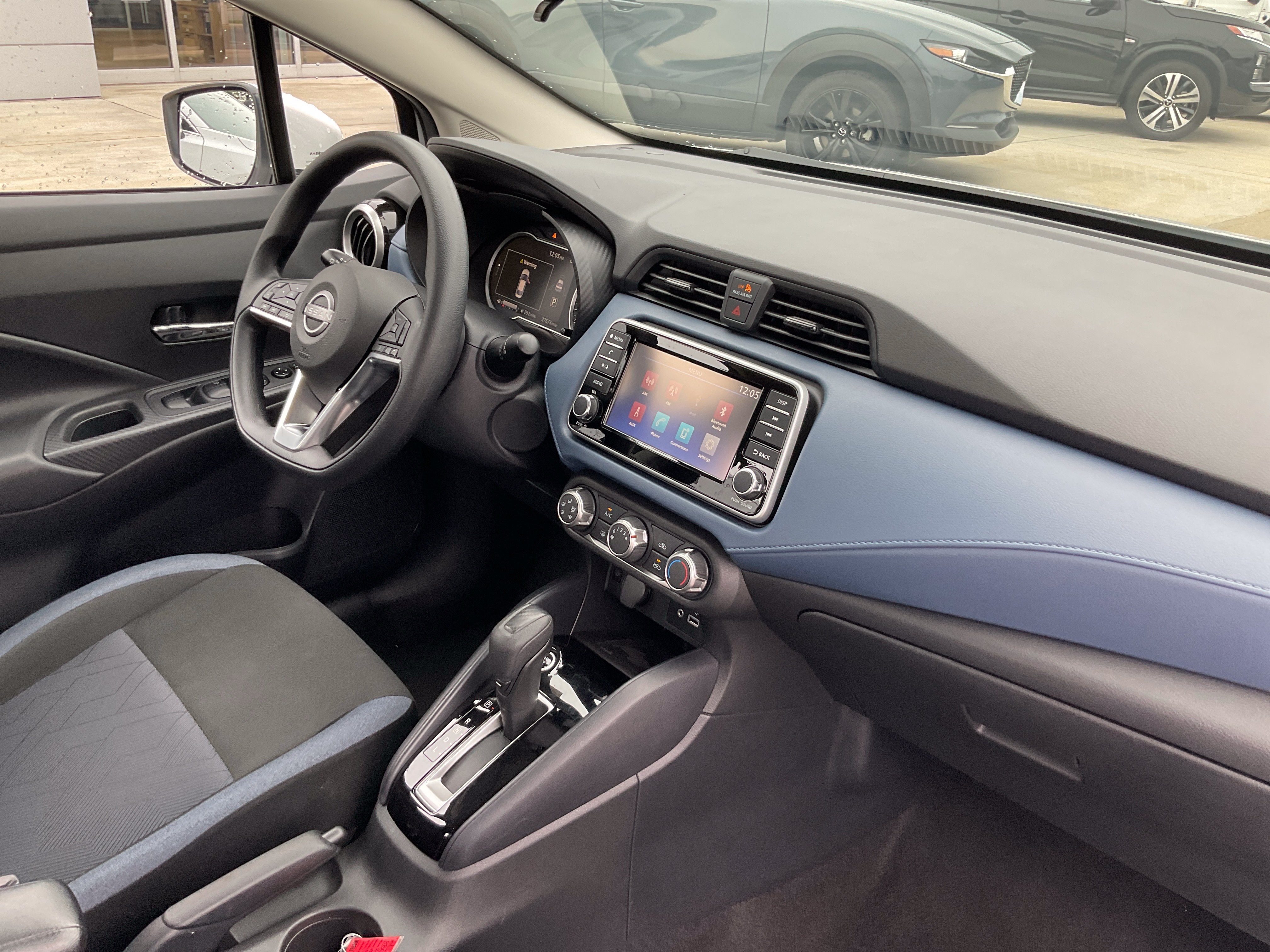 2025 Nissan Versa 1.6 SV