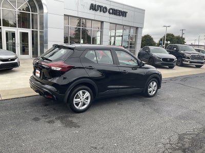 2022 Nissan Kicks S