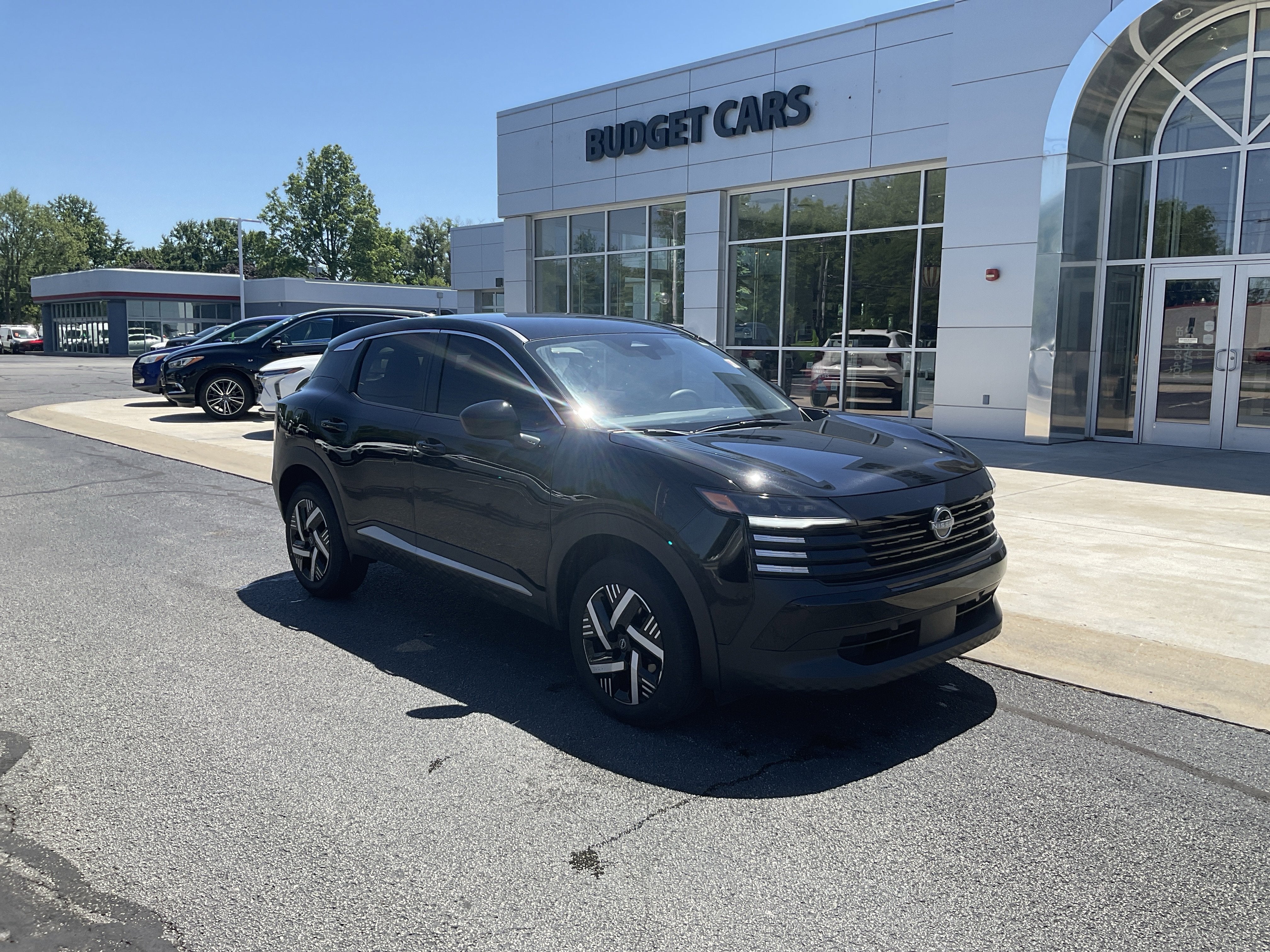 2025 Nissan Kicks SV