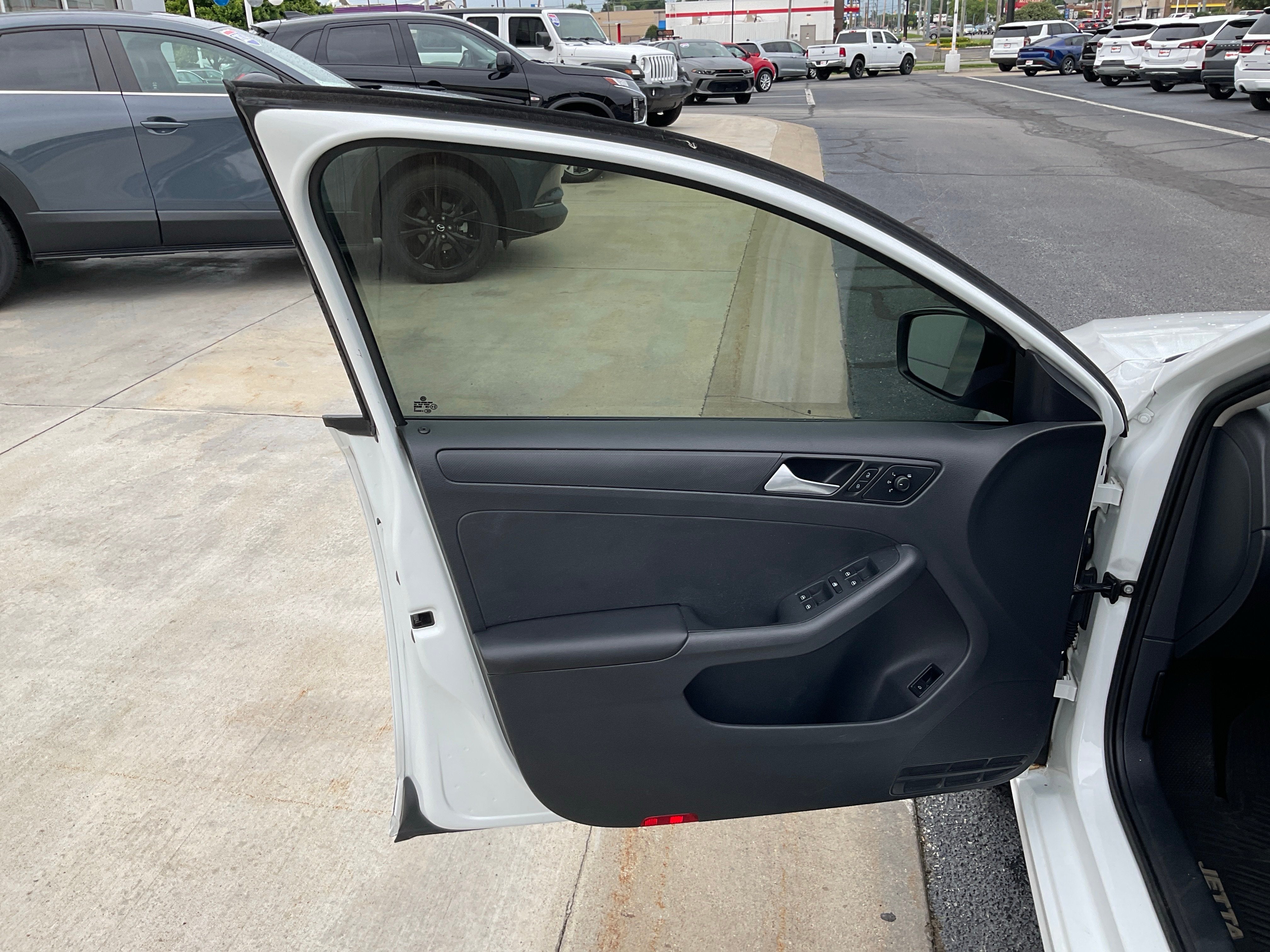 2015 Volkswagen Jetta 2.0L S