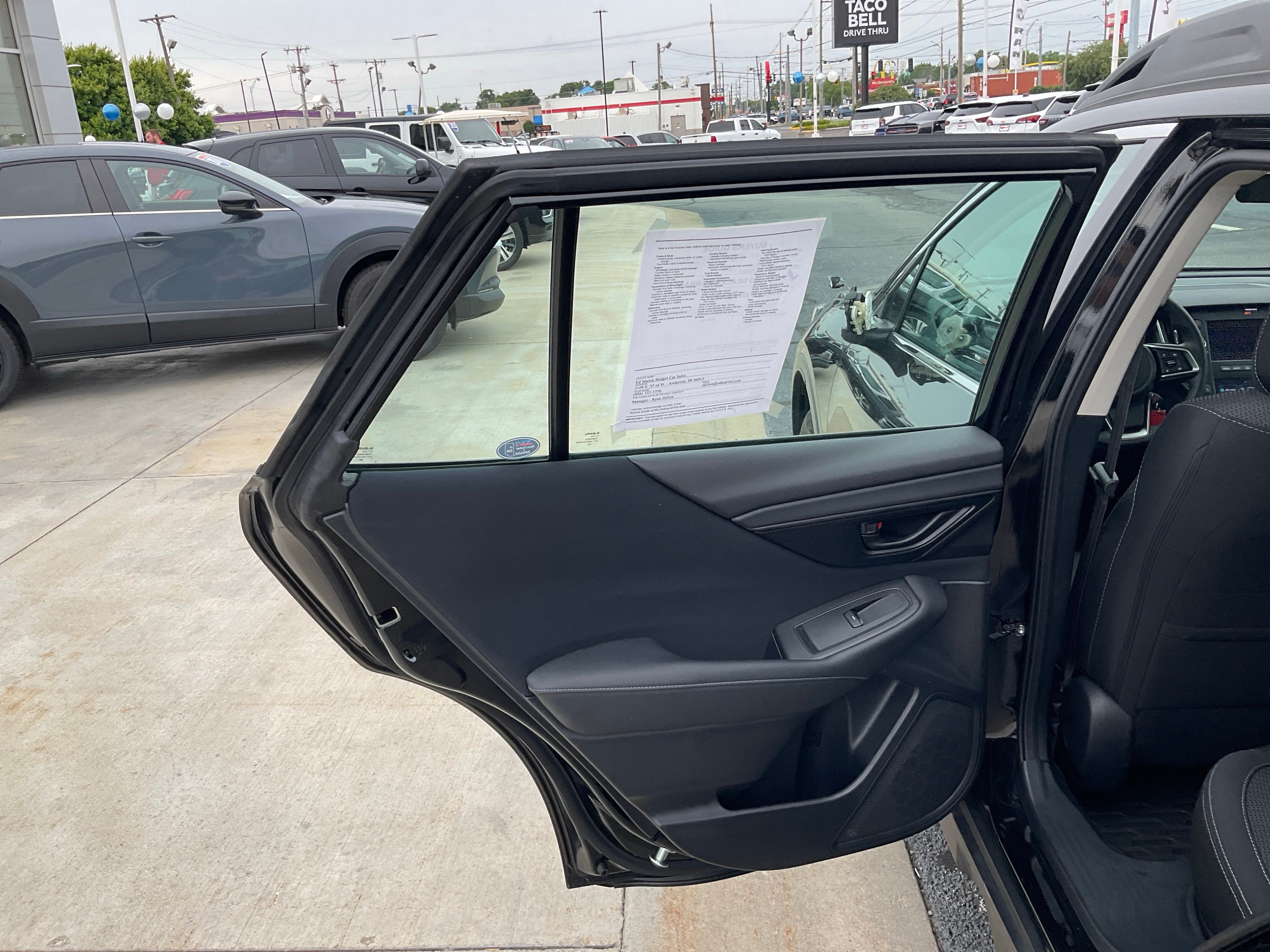 2022 Subaru Outback 2.5i