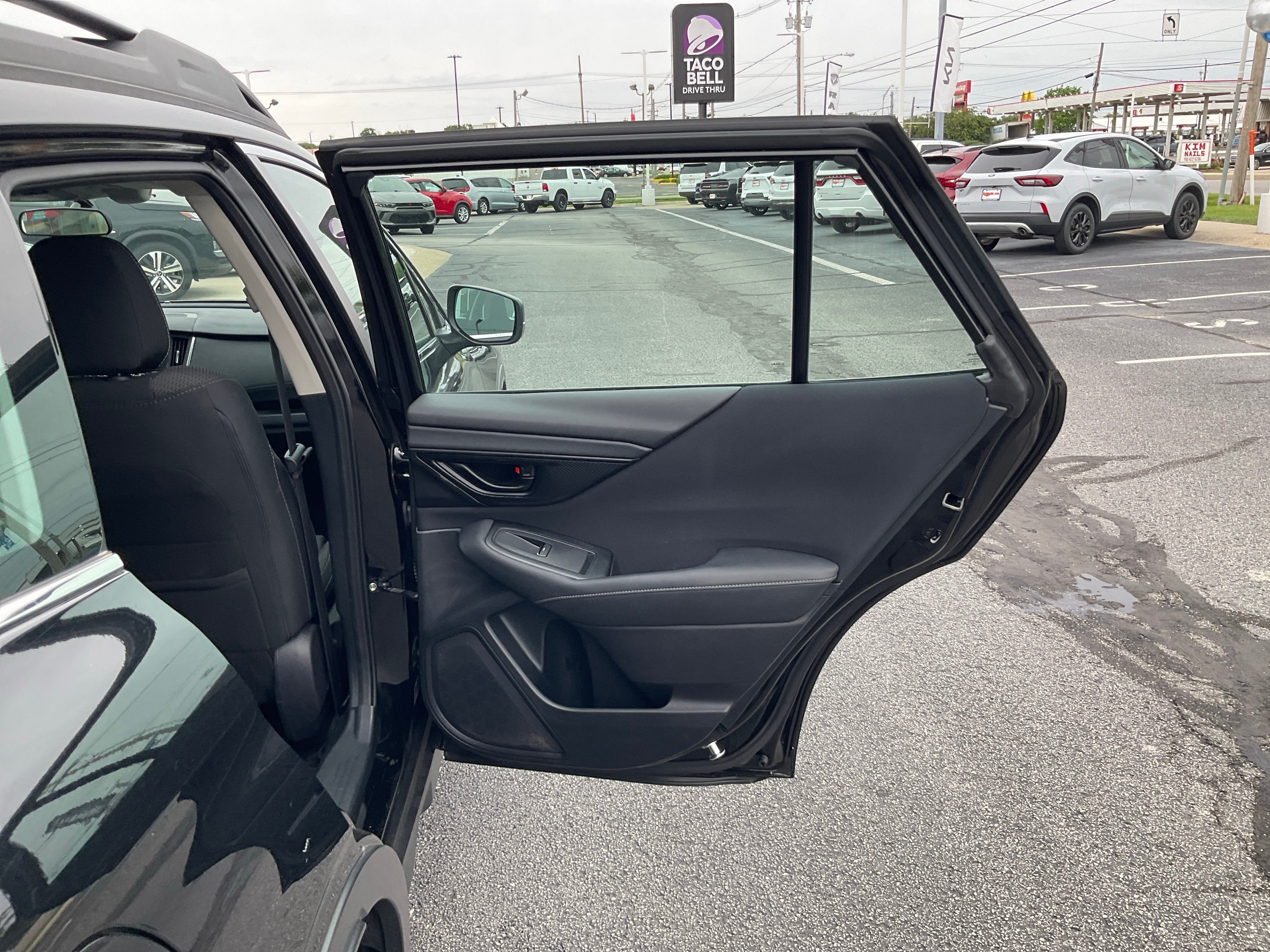 2022 Subaru Outback 2.5i
