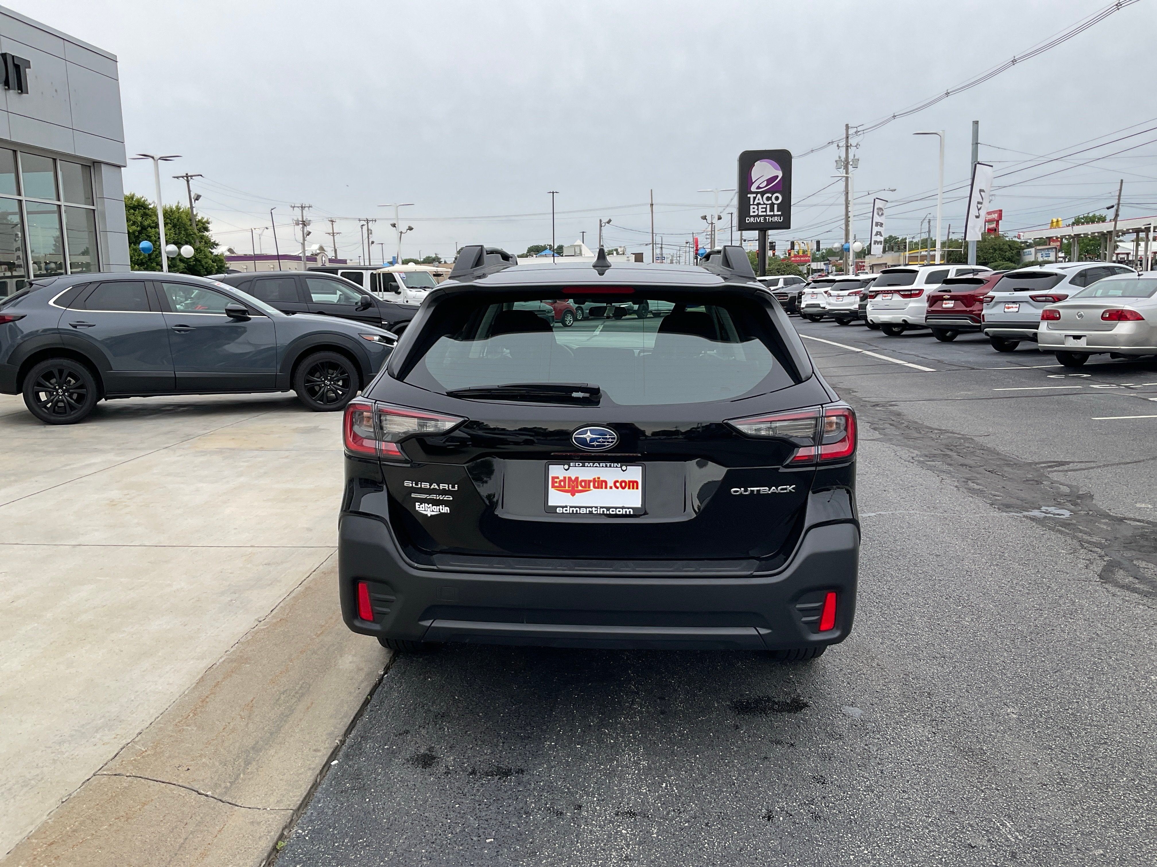 2022 Subaru Outback 2.5i
