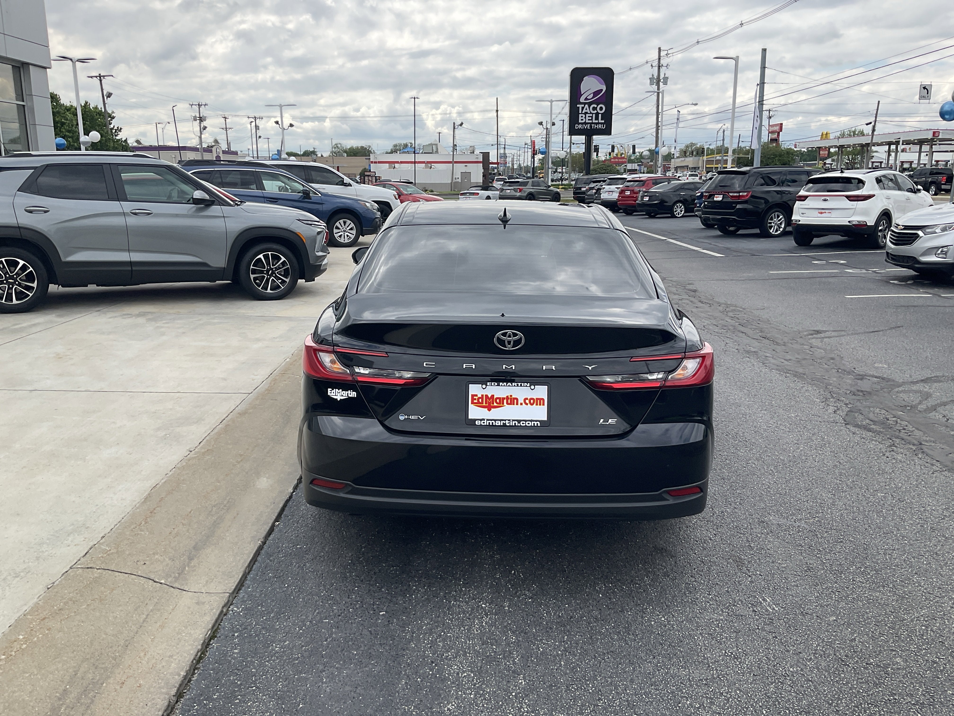 2025 Toyota Camry LE