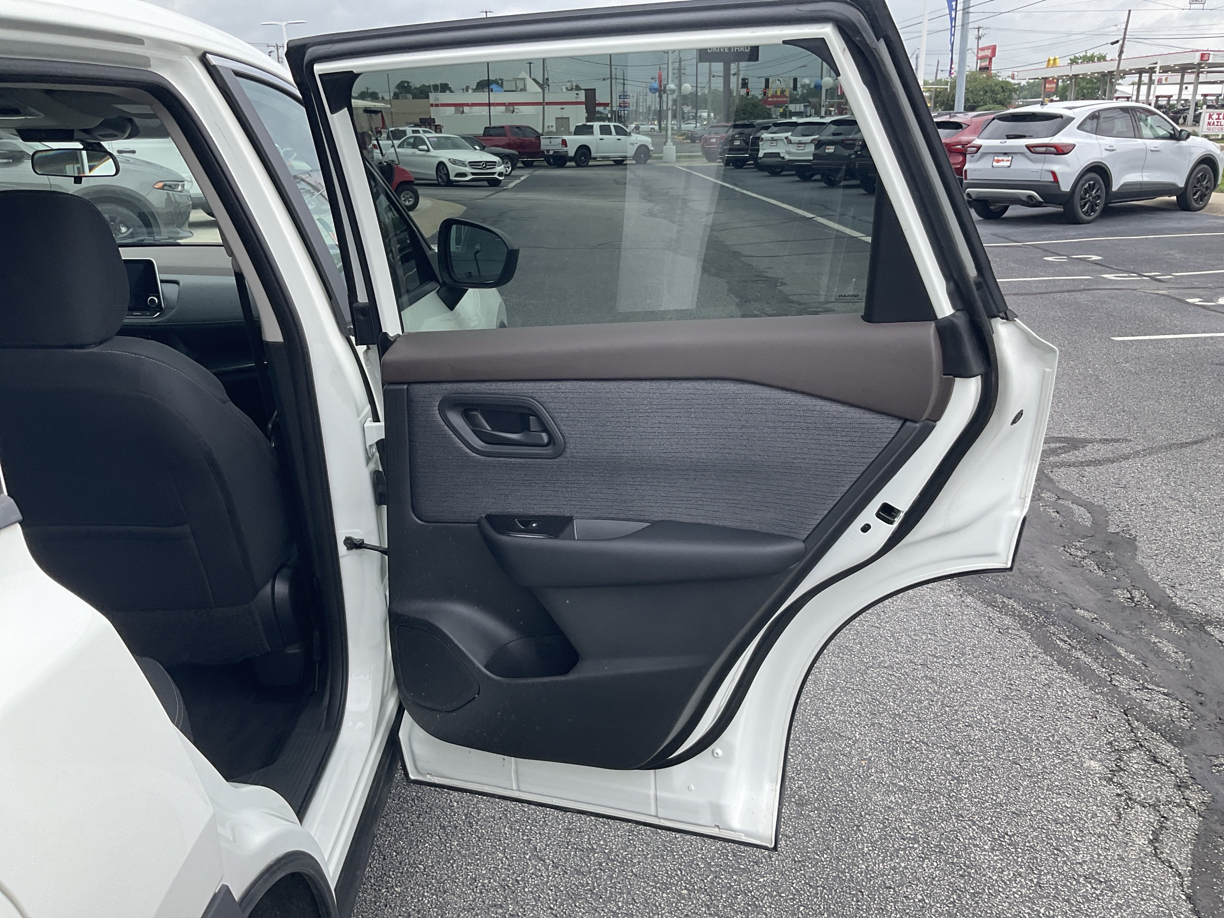 2023 Nissan Rogue S