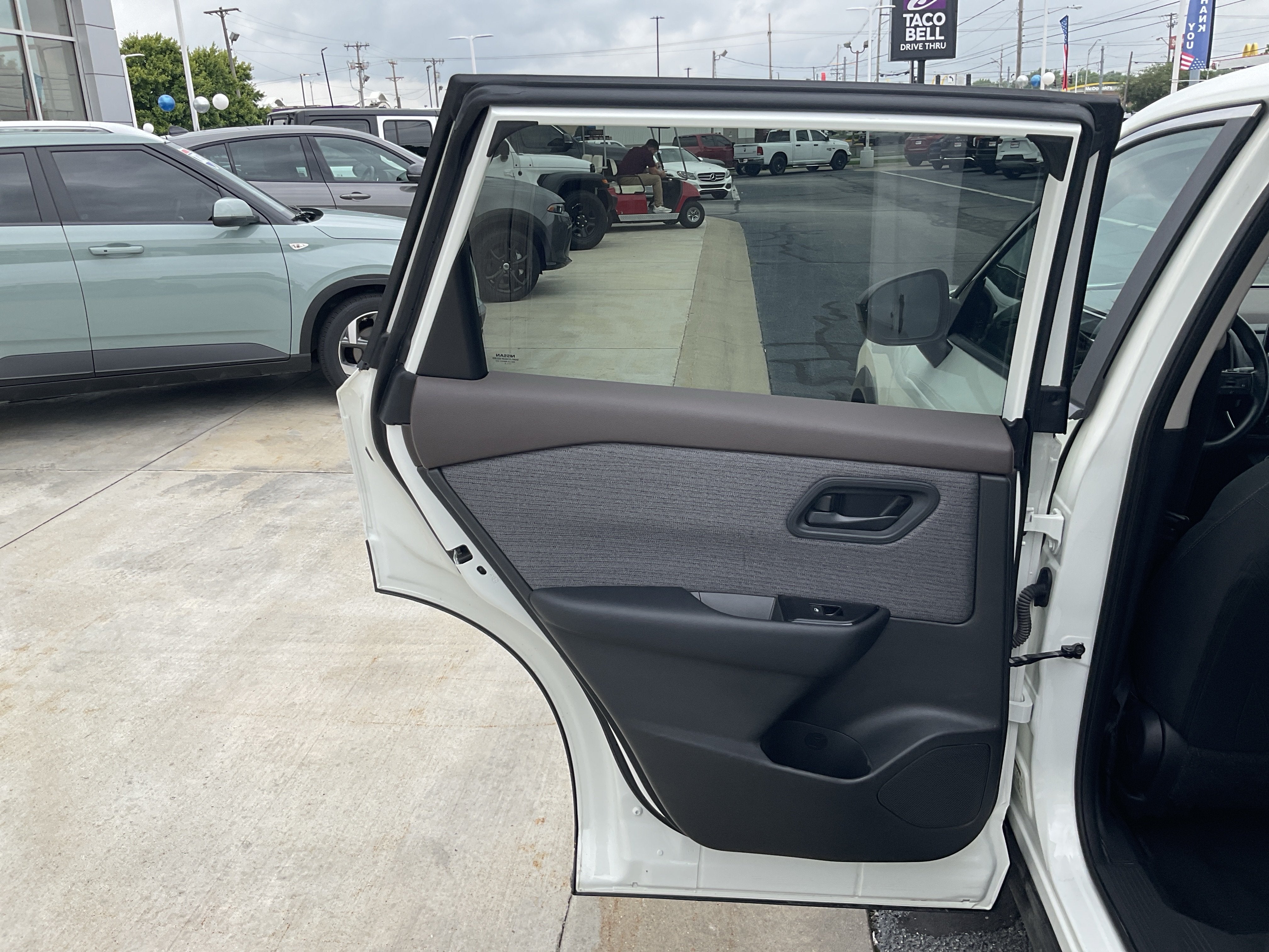 2023 Nissan Rogue S