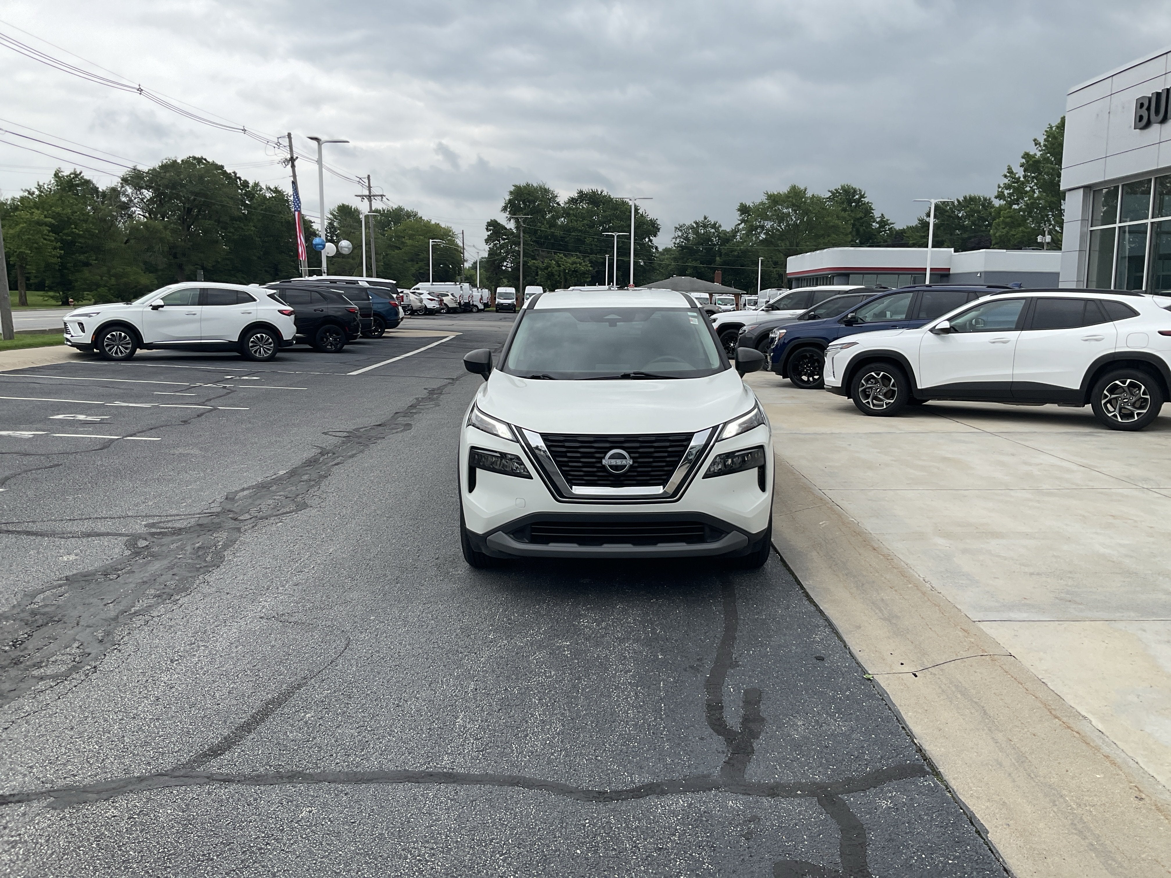 2023 Nissan Rogue S