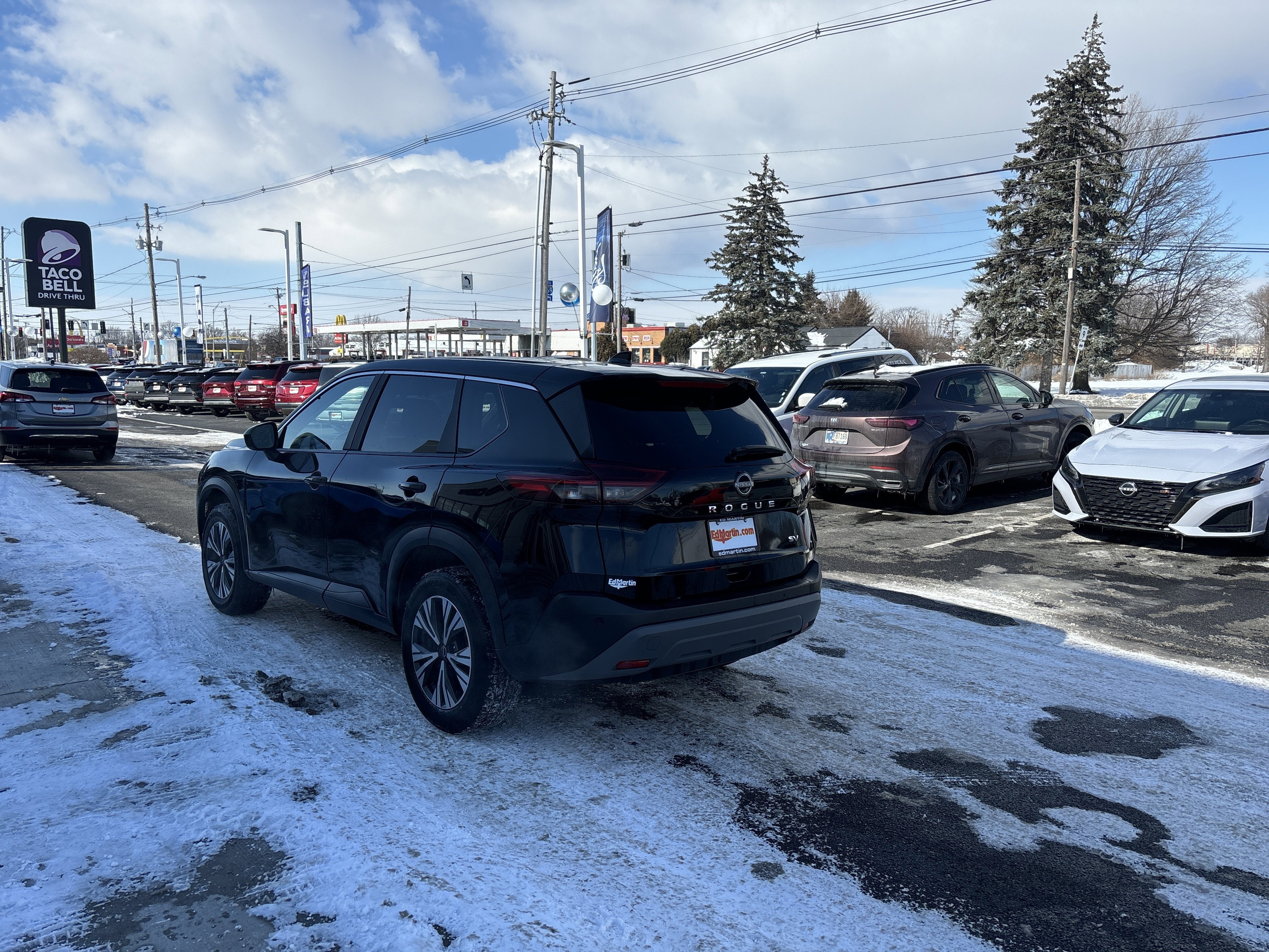 2023 Nissan Rogue SV