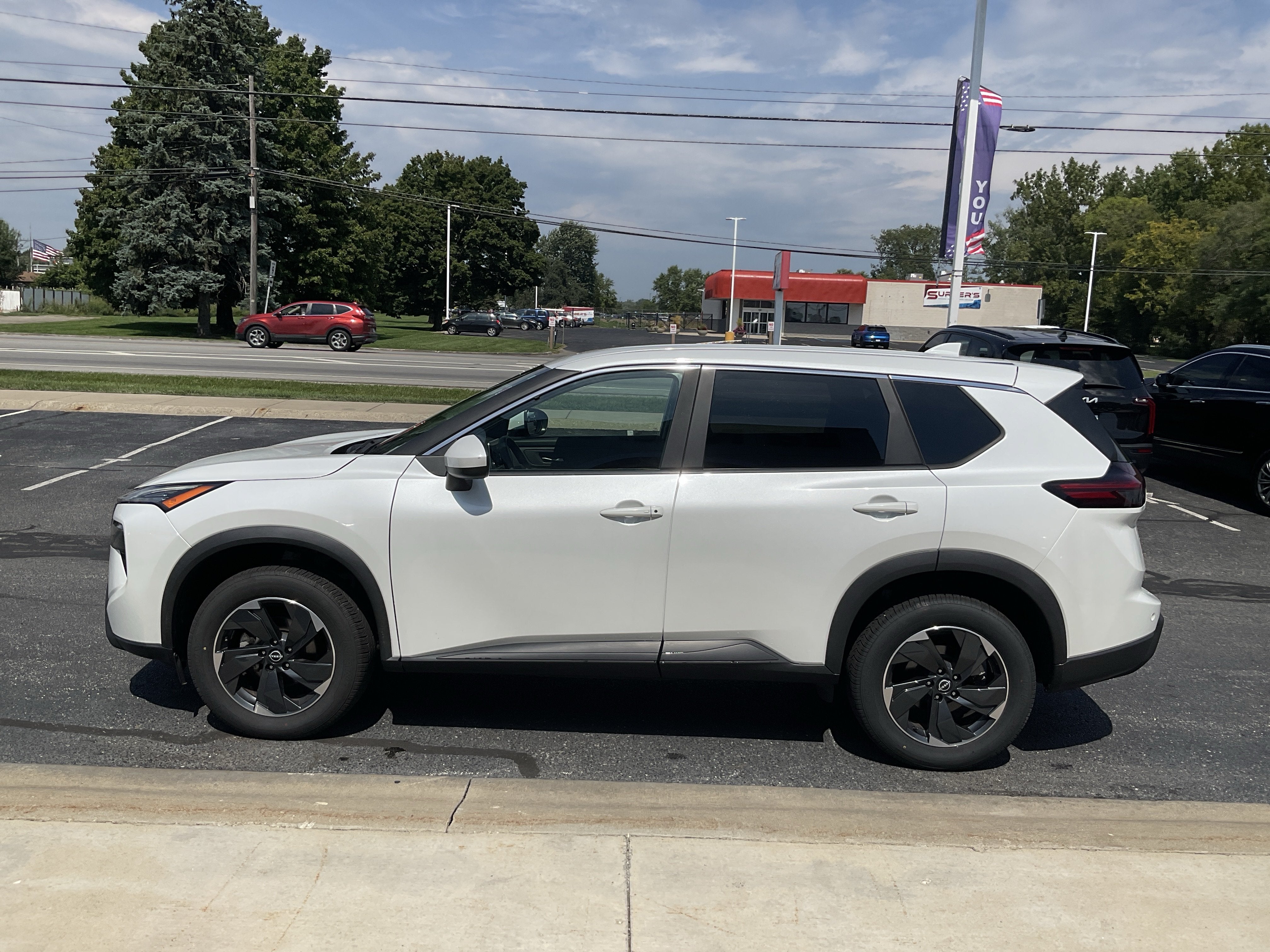 2024 Nissan Rogue SV
