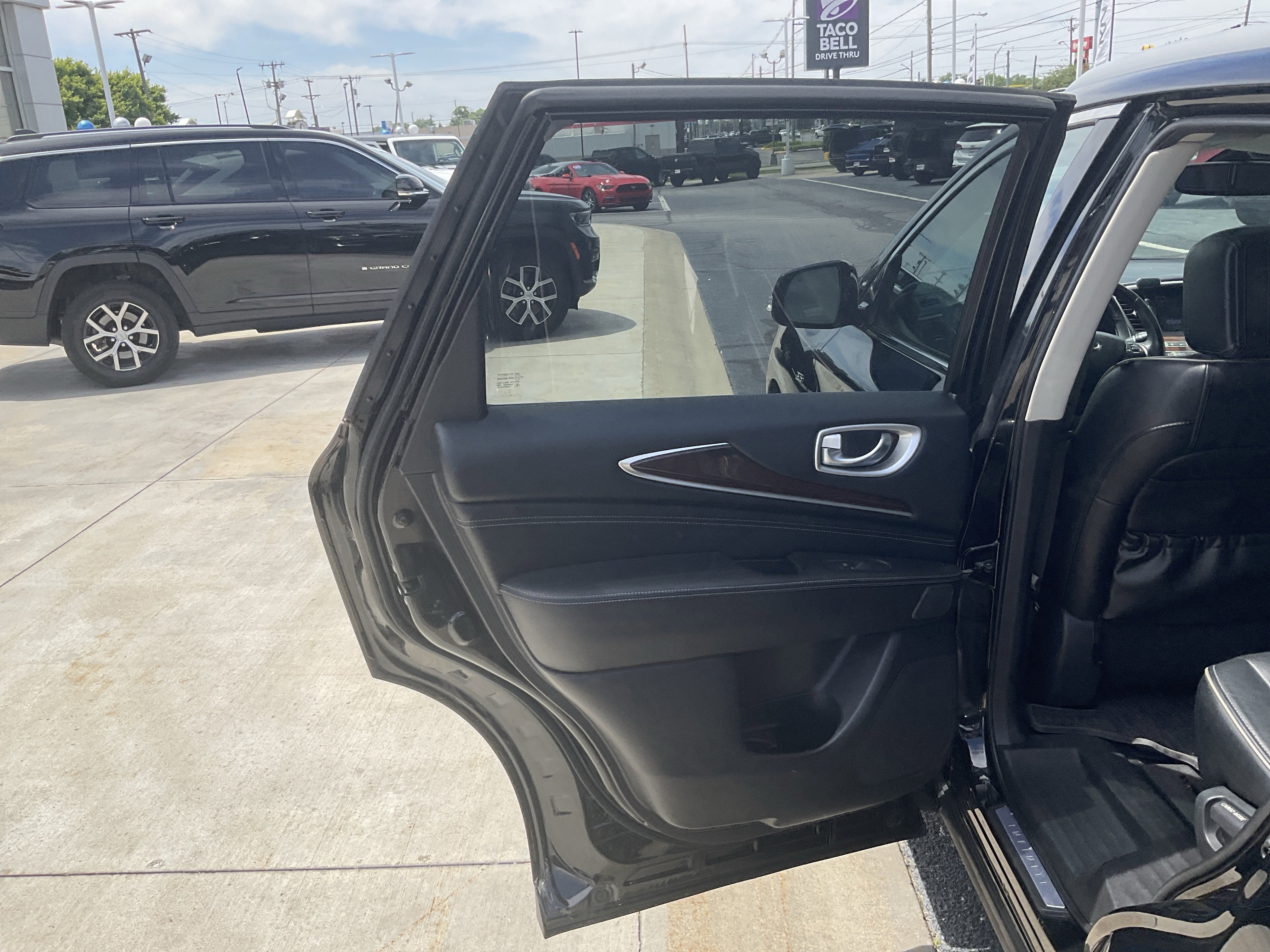 2020 INFINITI QX60 LUXE
