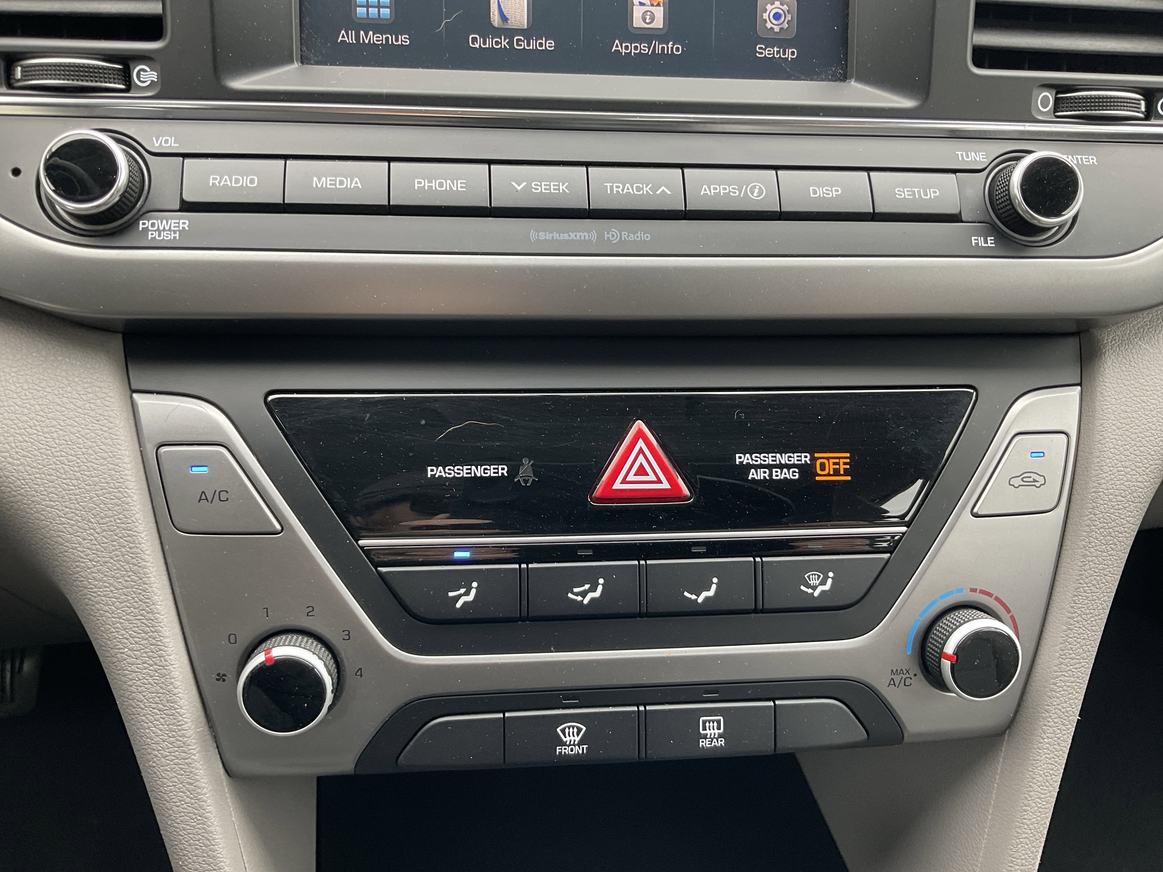 2017 Hyundai Elantra SE