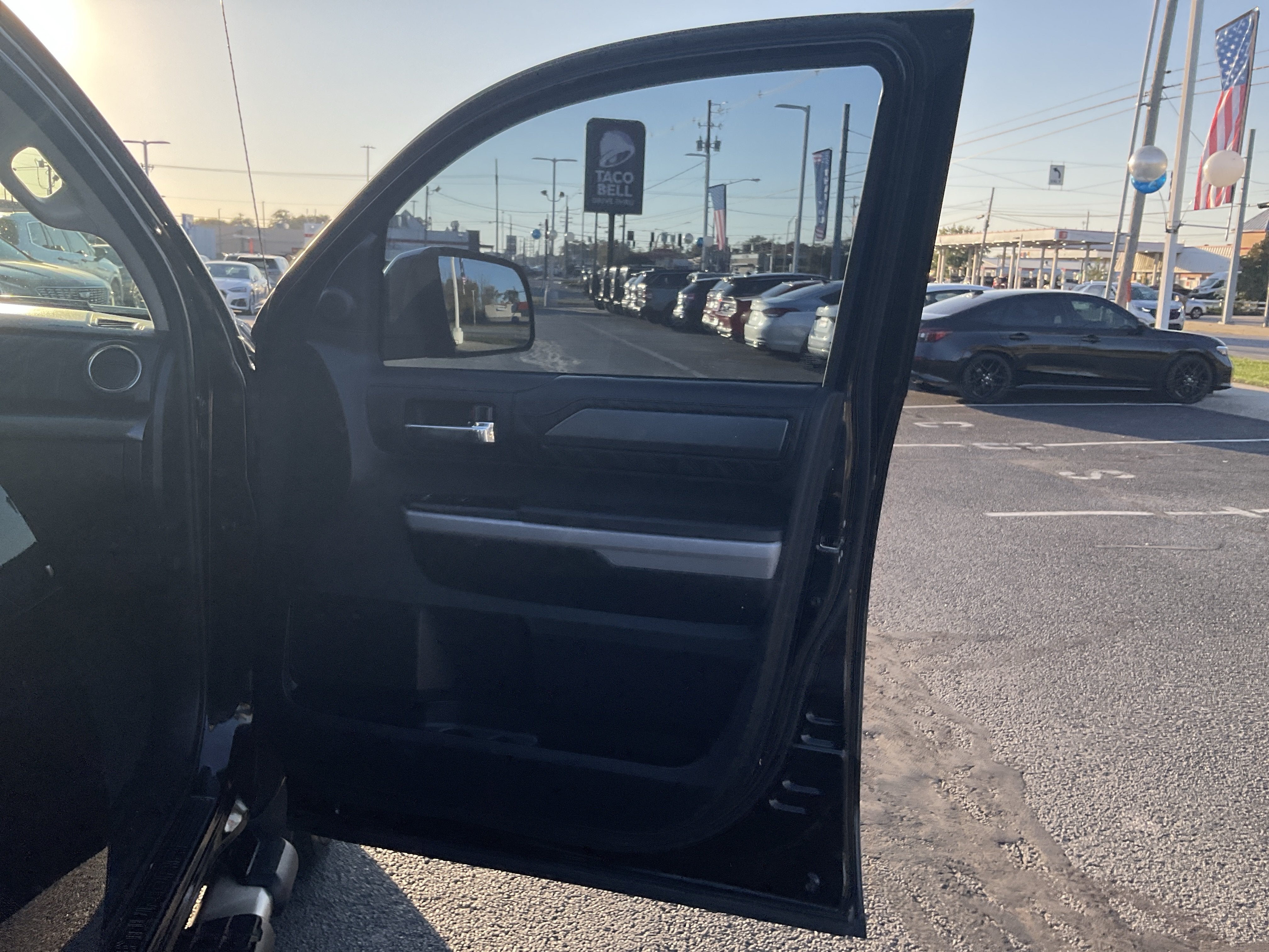 2019 Toyota Tundra Platinum 5.7L V8