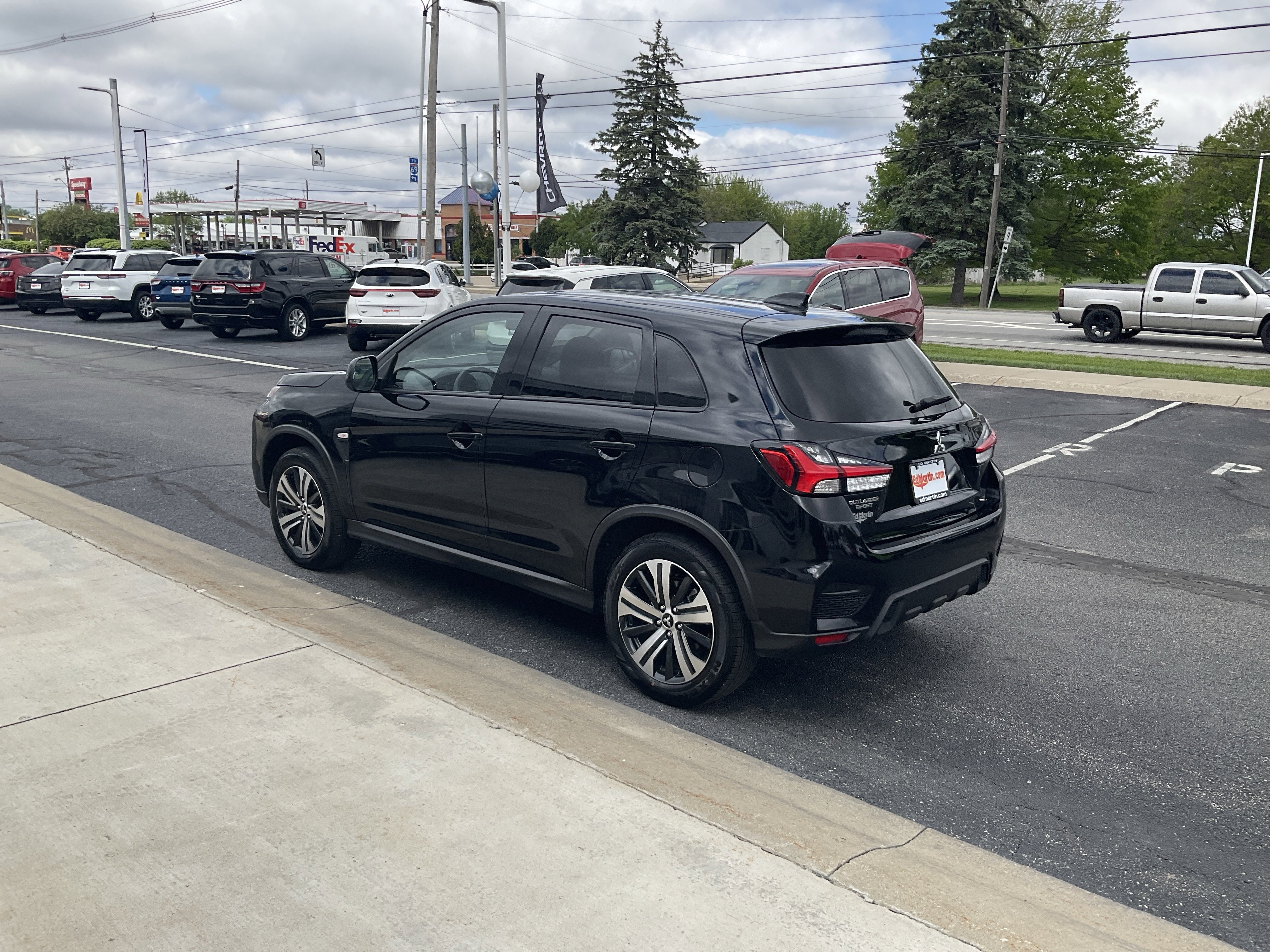 2025 Mitsubishi Outlander Sport 2.0 ES