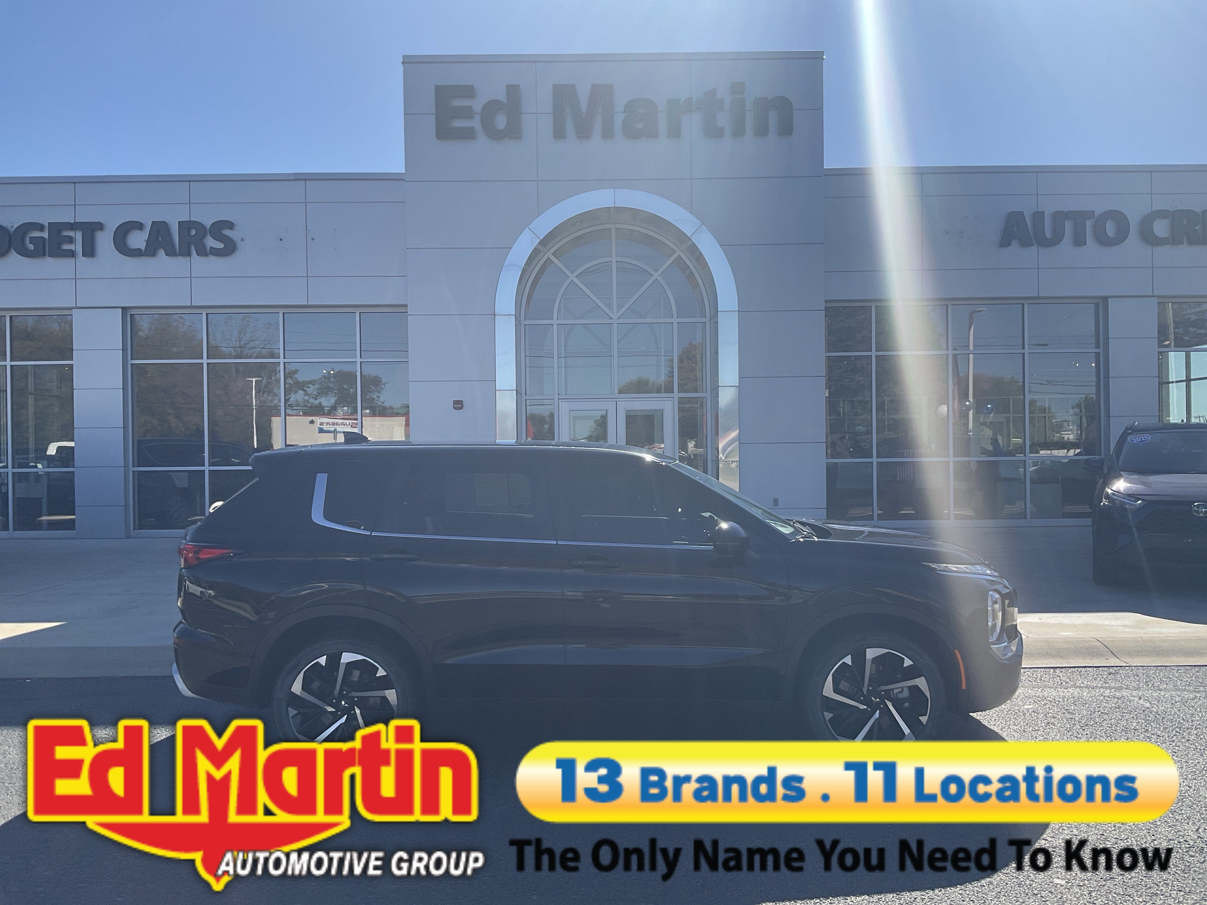 2024 Mitsubishi Outlander SE