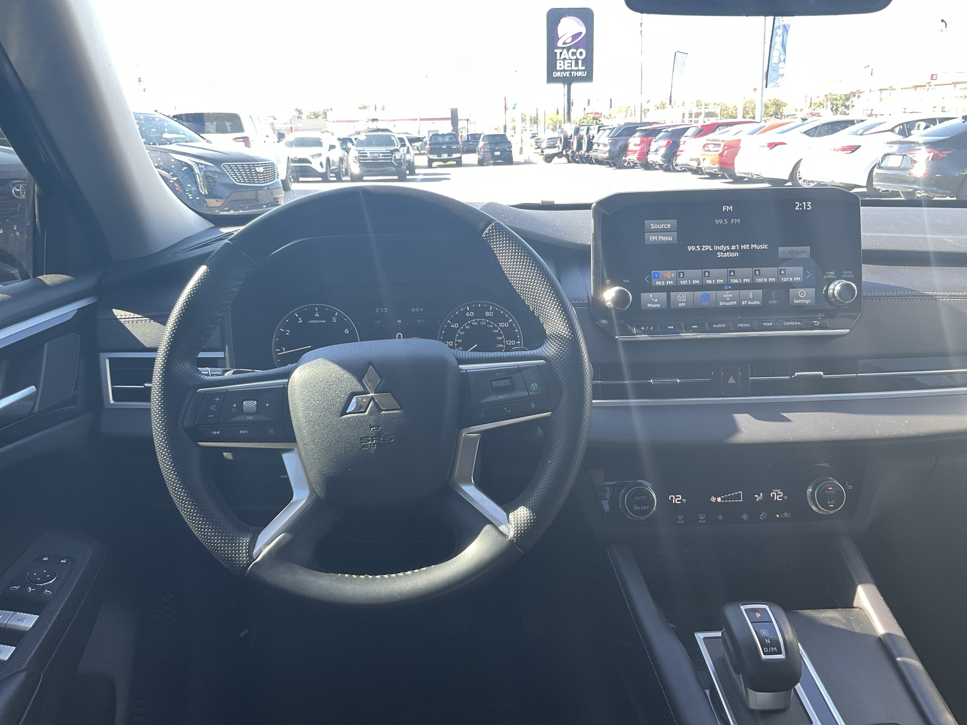 2024 Mitsubishi Outlander SE