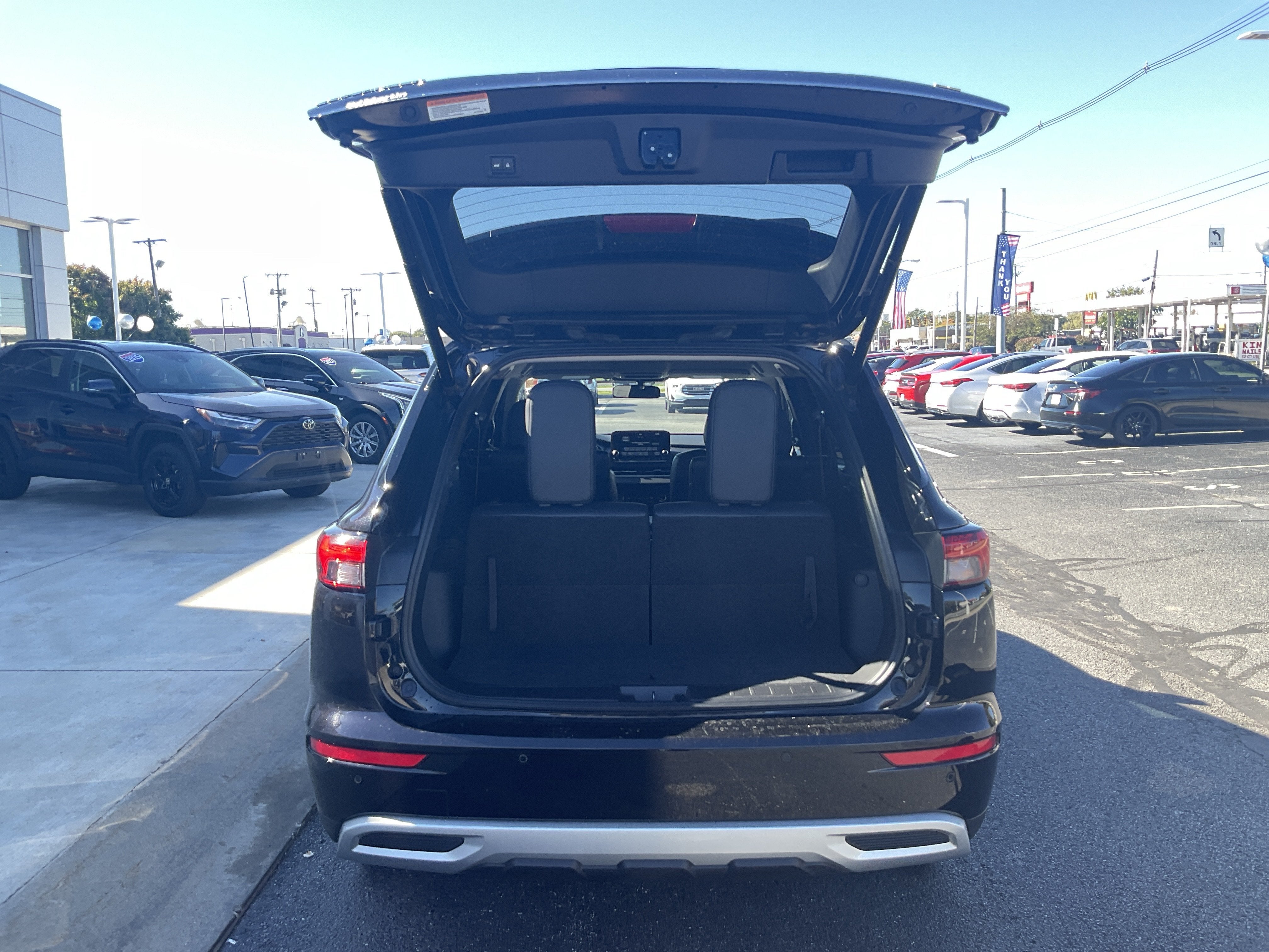 2024 Mitsubishi Outlander SE