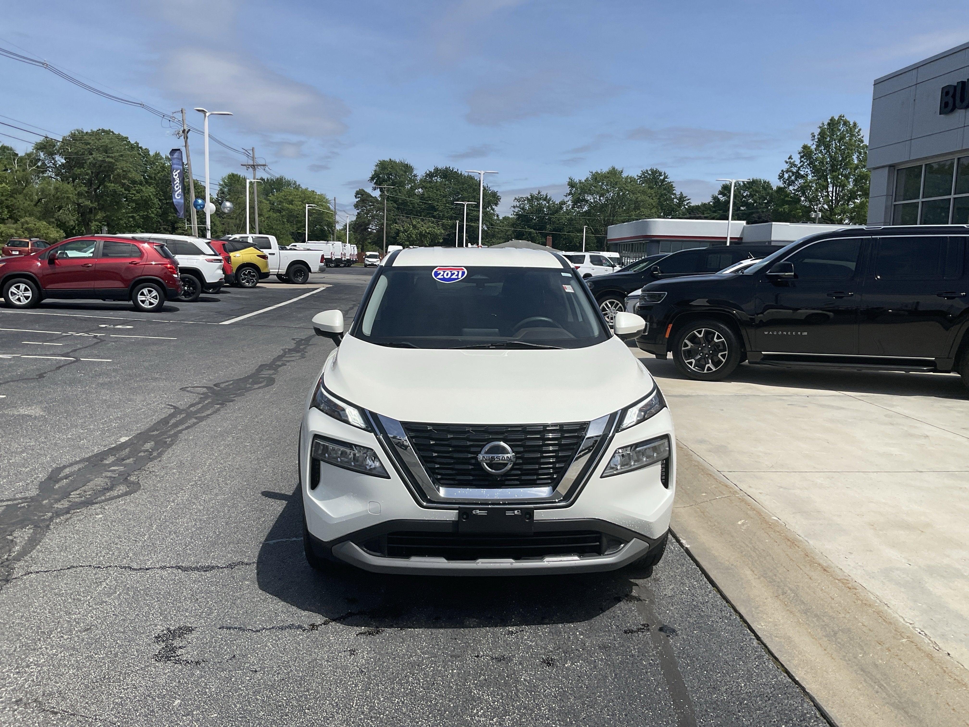 2021 Nissan Rogue SV