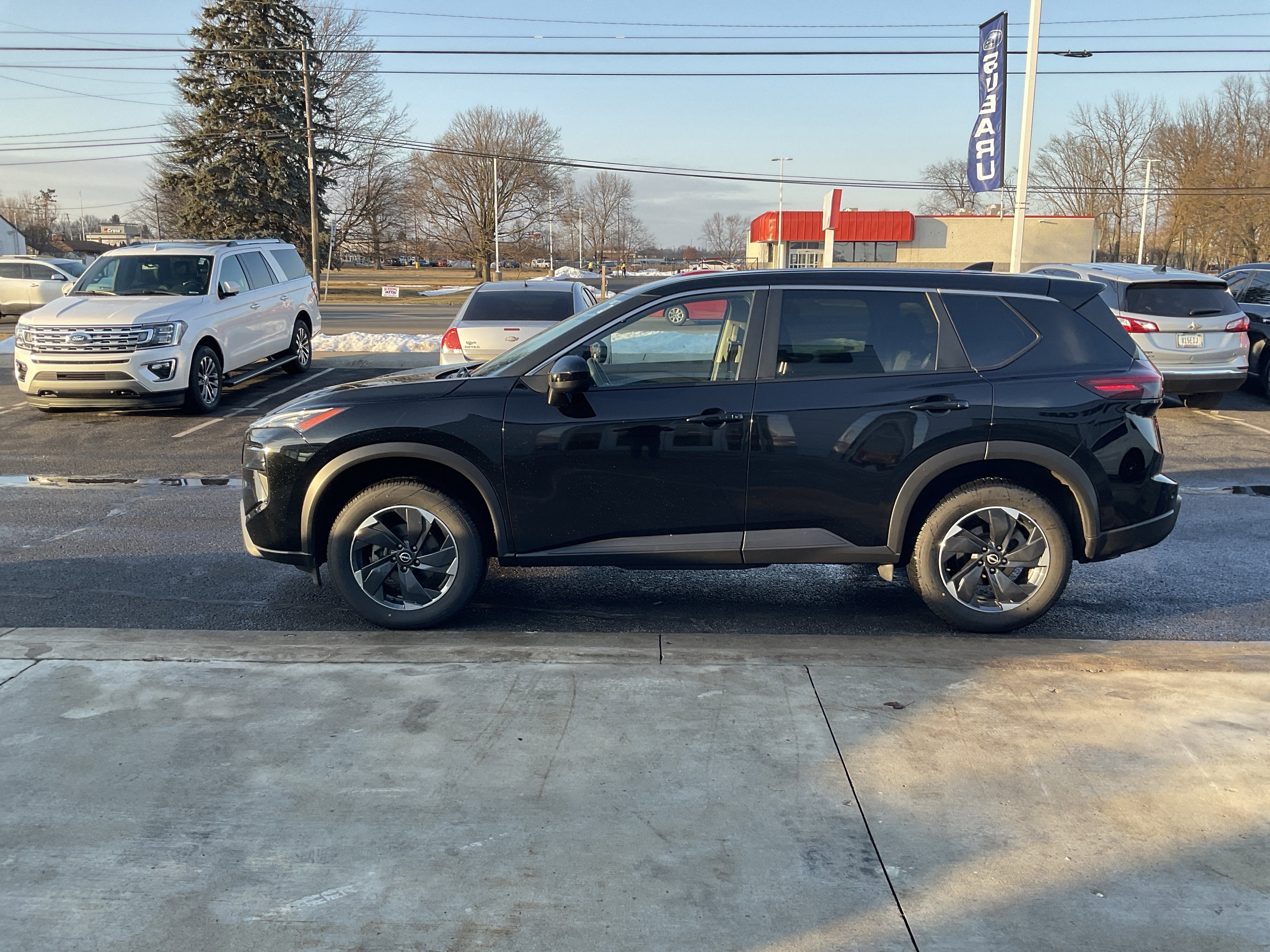 2024 Nissan Rogue SV