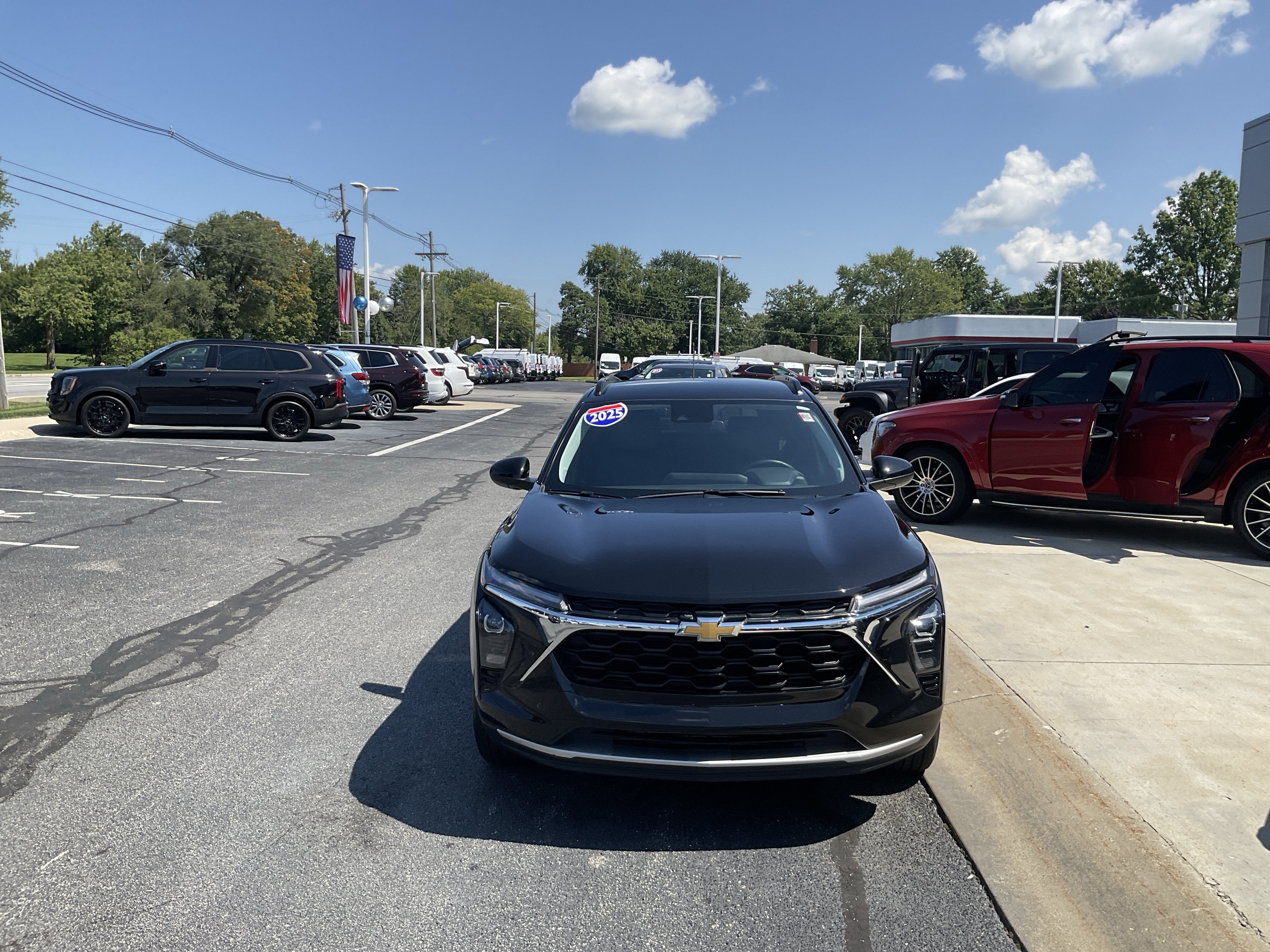 2025 Chevrolet Trax LT