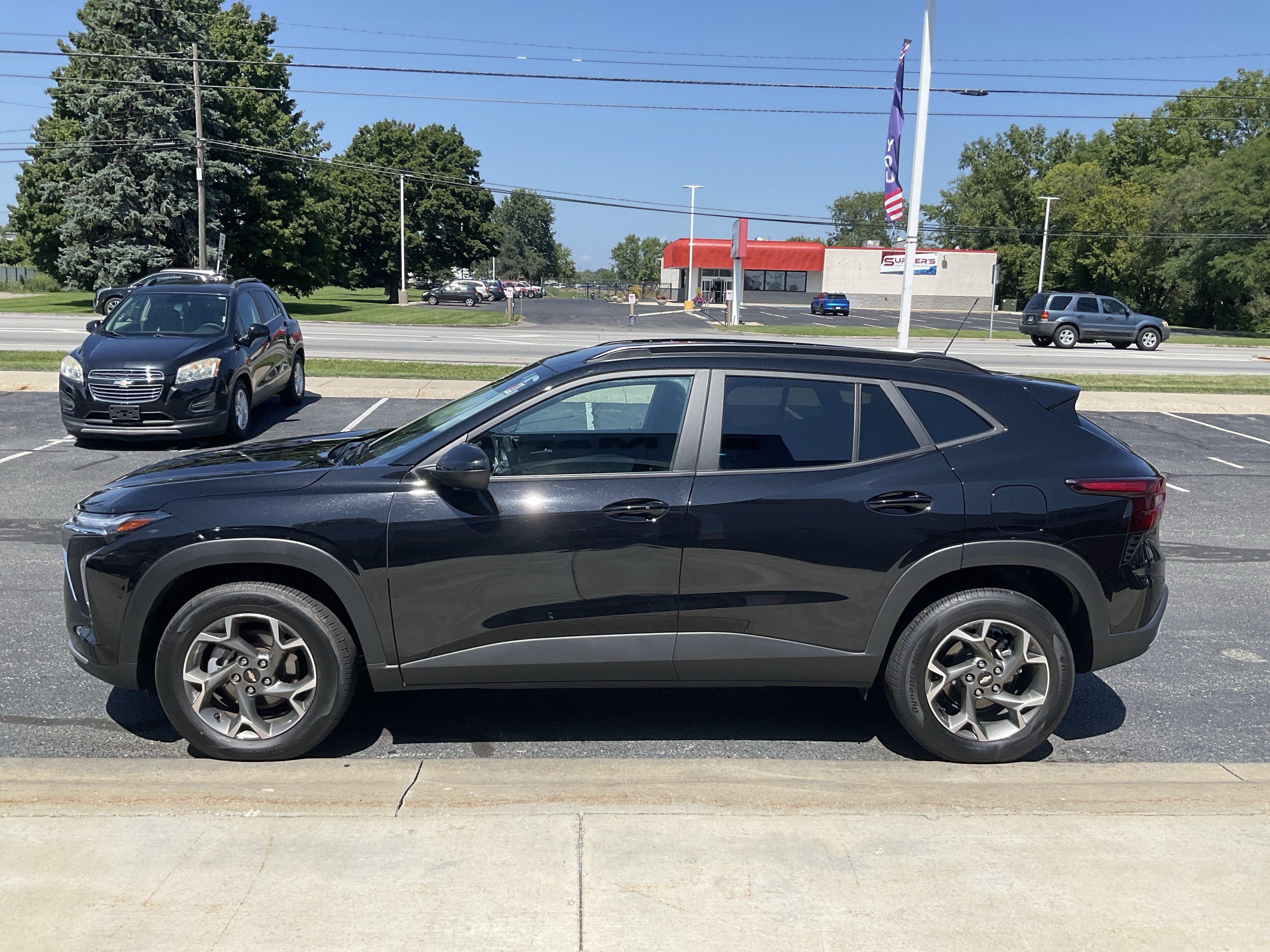 2025 Chevrolet Trax LT