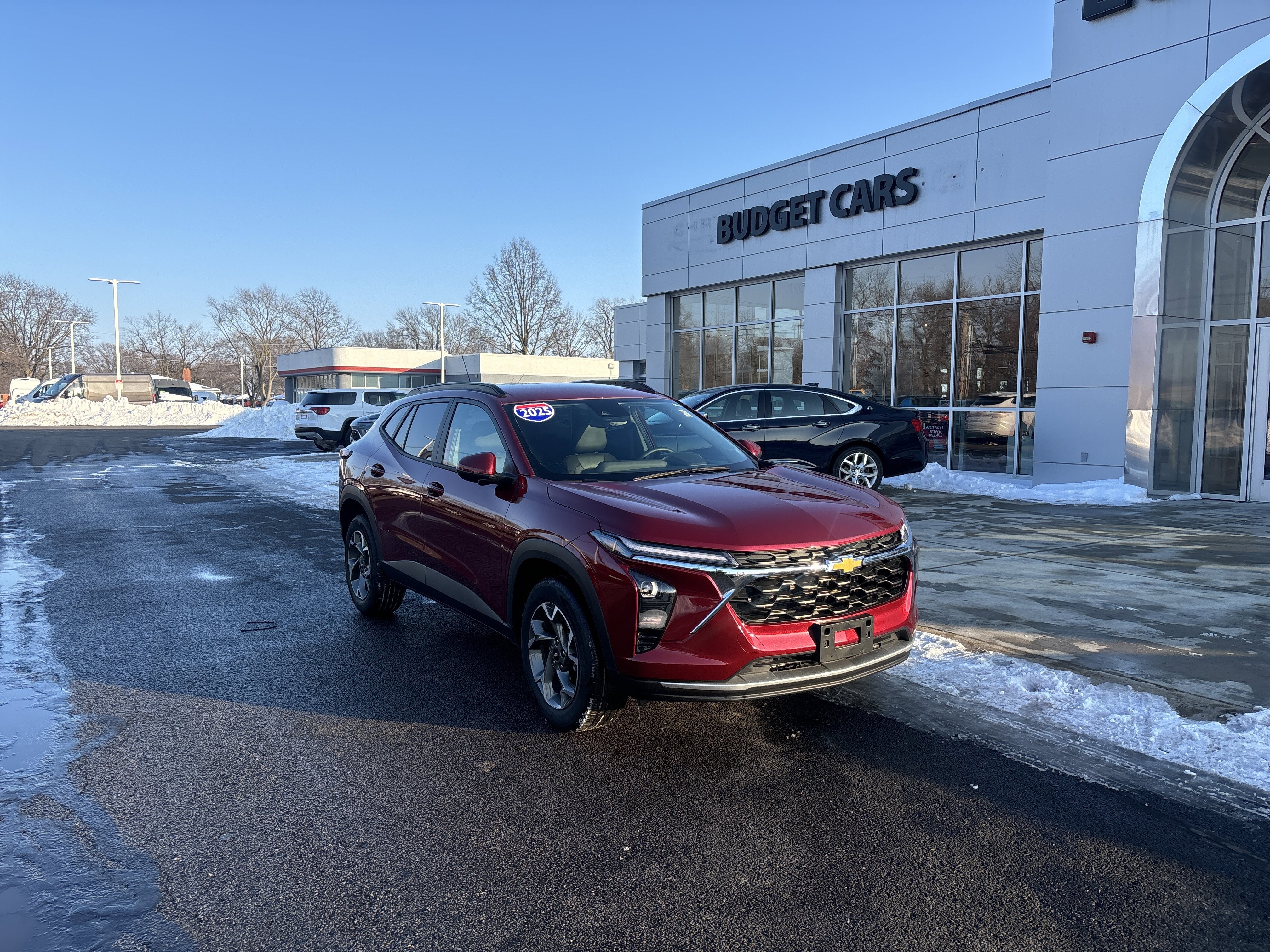 2025 Chevrolet Trax LT