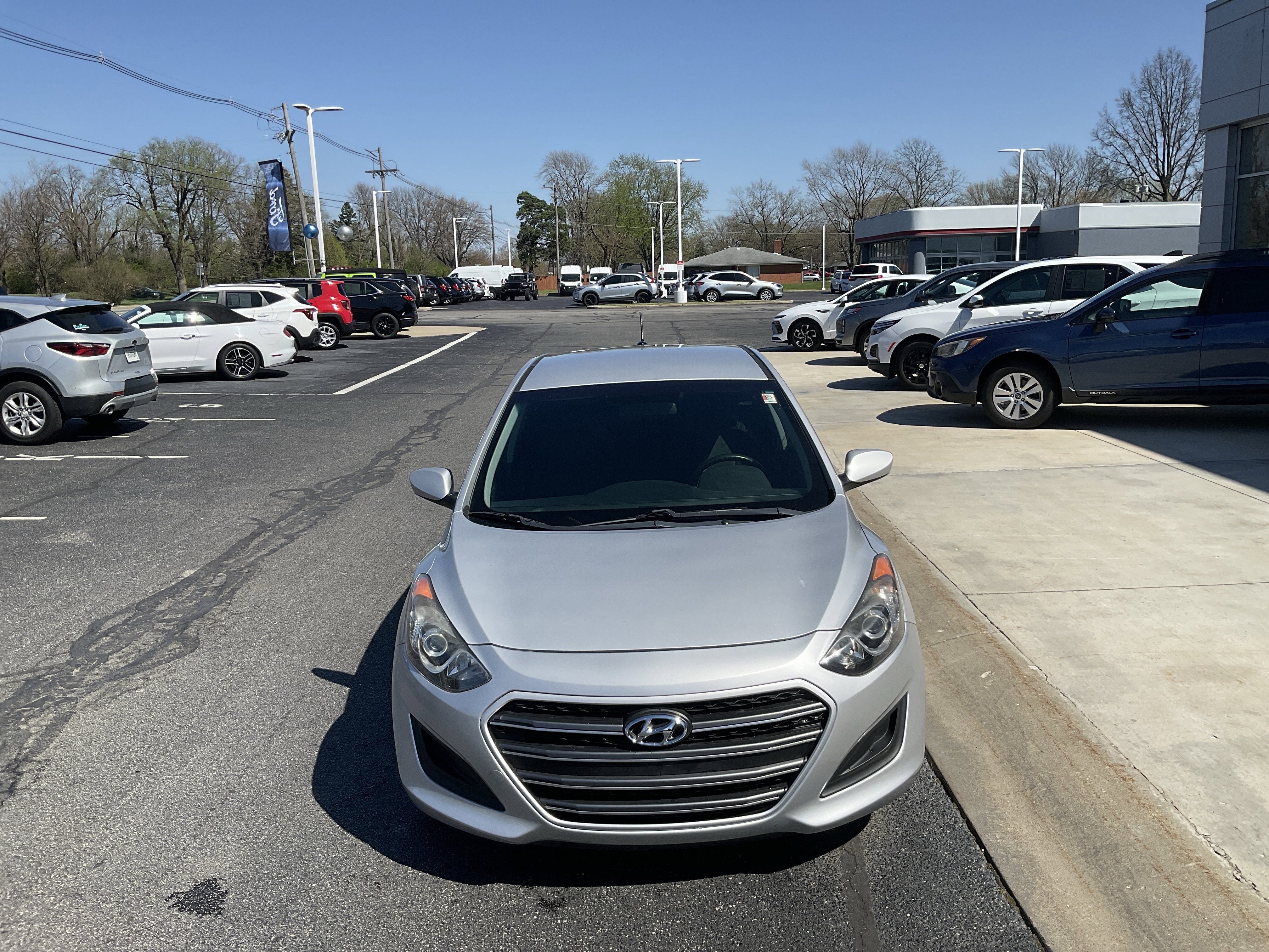 2017 Hyundai Elantra GT Base