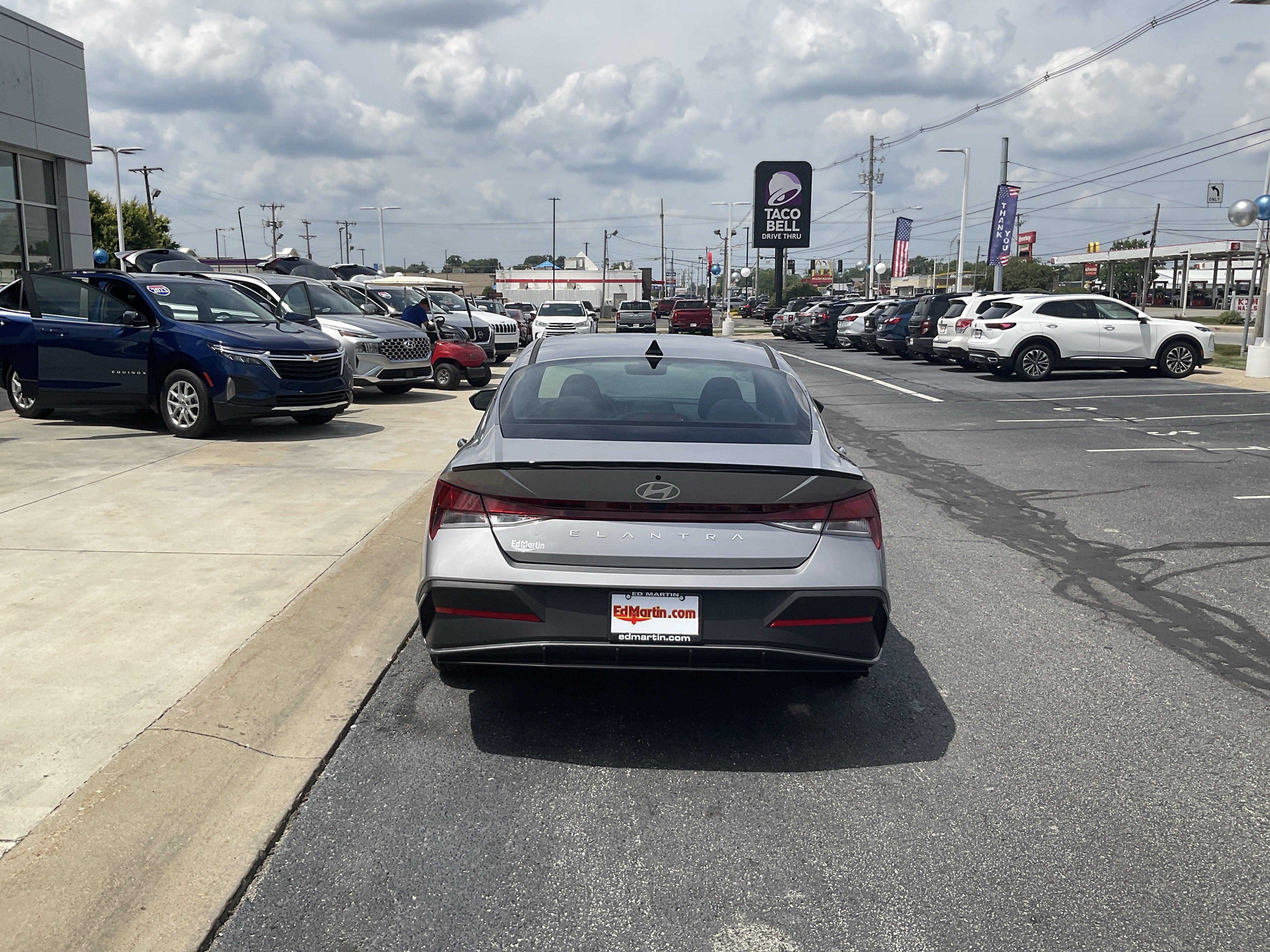 2025 Hyundai Elantra SEL Sport