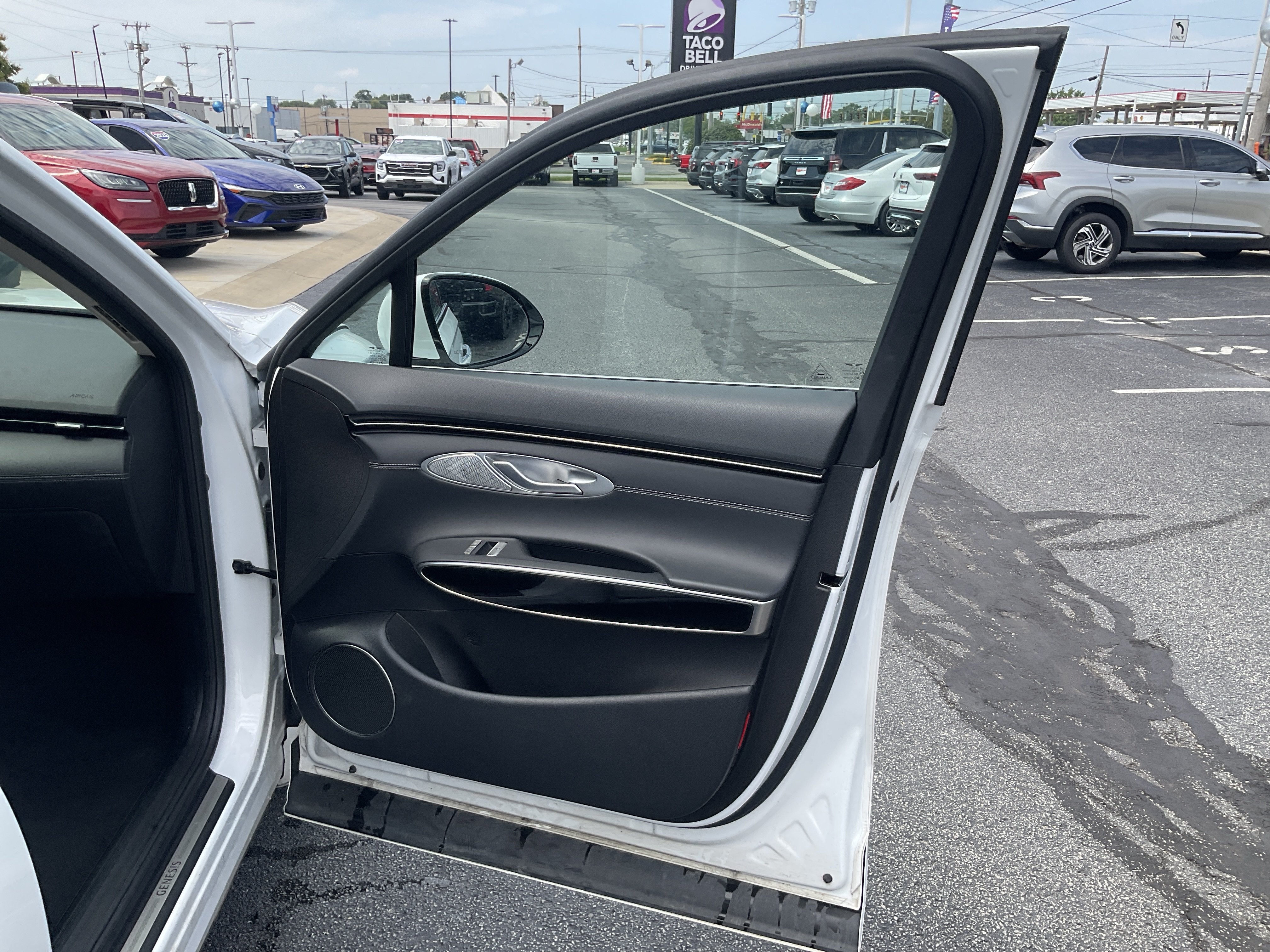 2025 Genesis GV70 2.5T