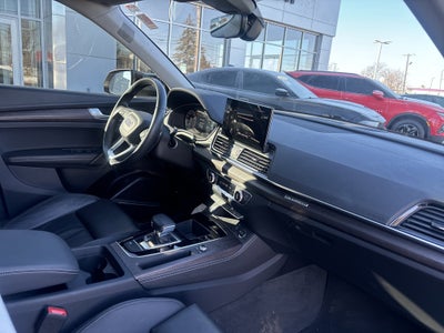 2024 Audi Q5 45 S line Premium quattro