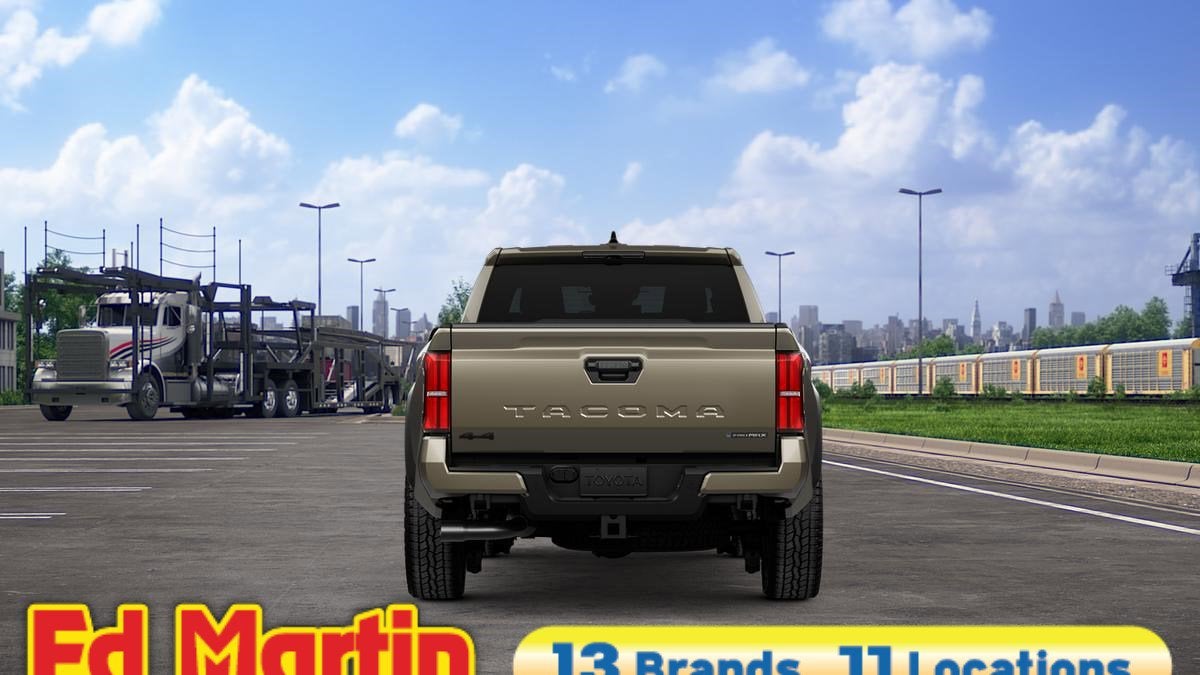 2026 Toyota Tacoma i-FORCE MAX TRD Off Road Hybrid
