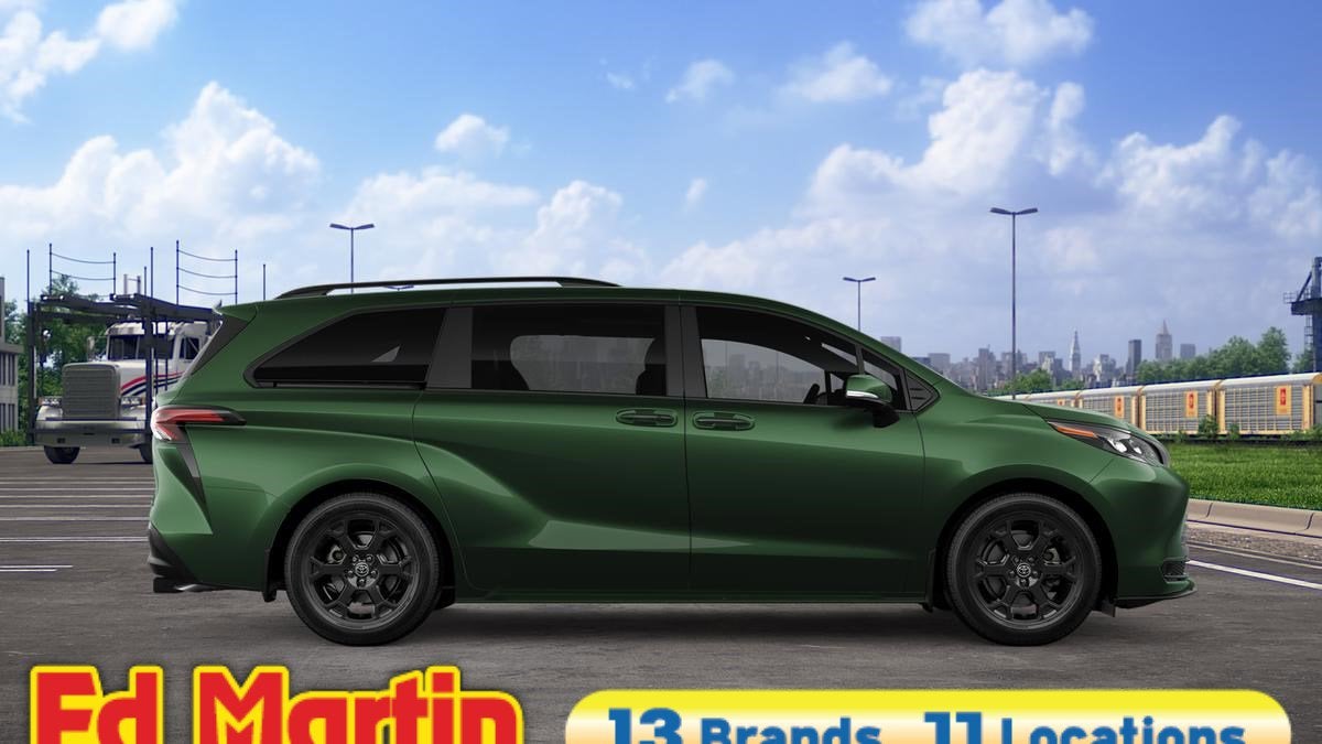 2026 Toyota Sienna Woodland Edition