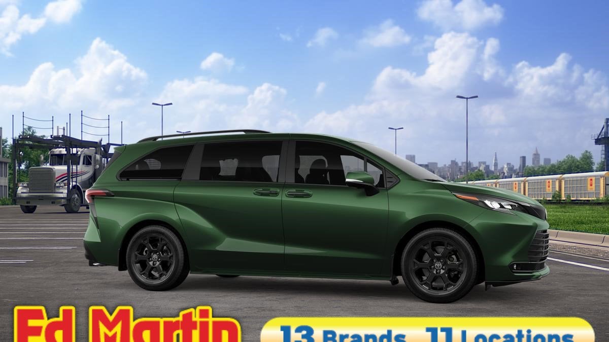 2026 Toyota Sienna Woodland Edition